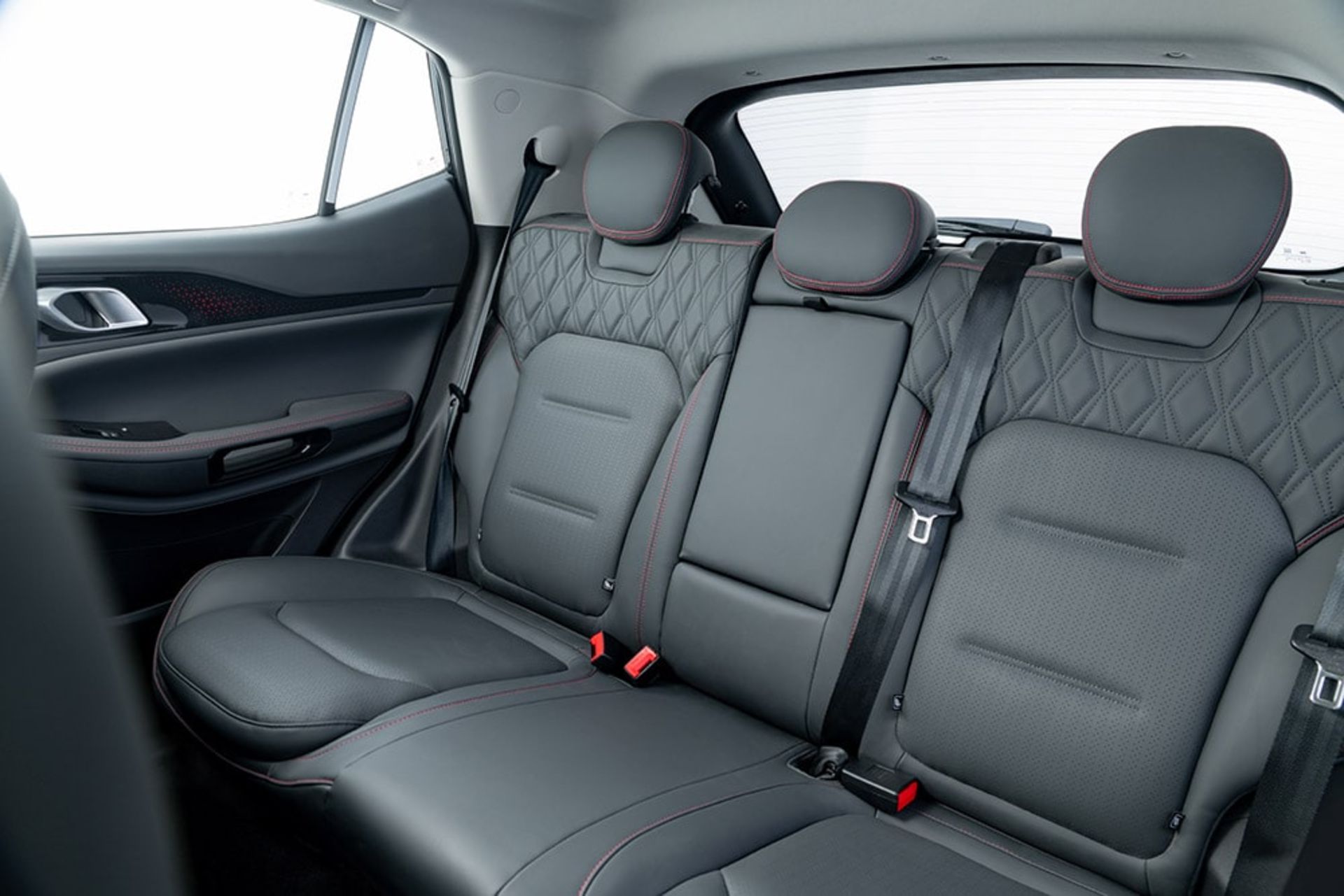 صندلی عقب تیسان S05