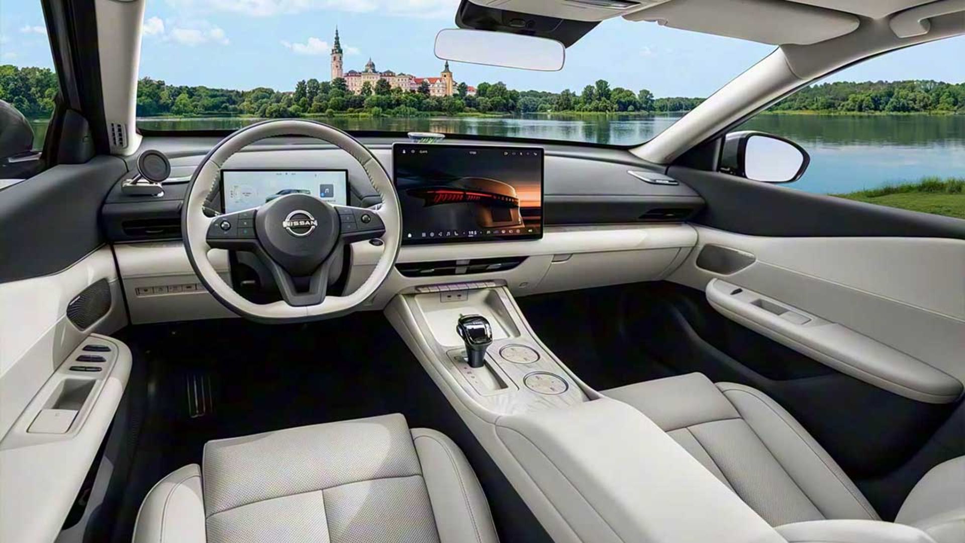 نیسان تیانا