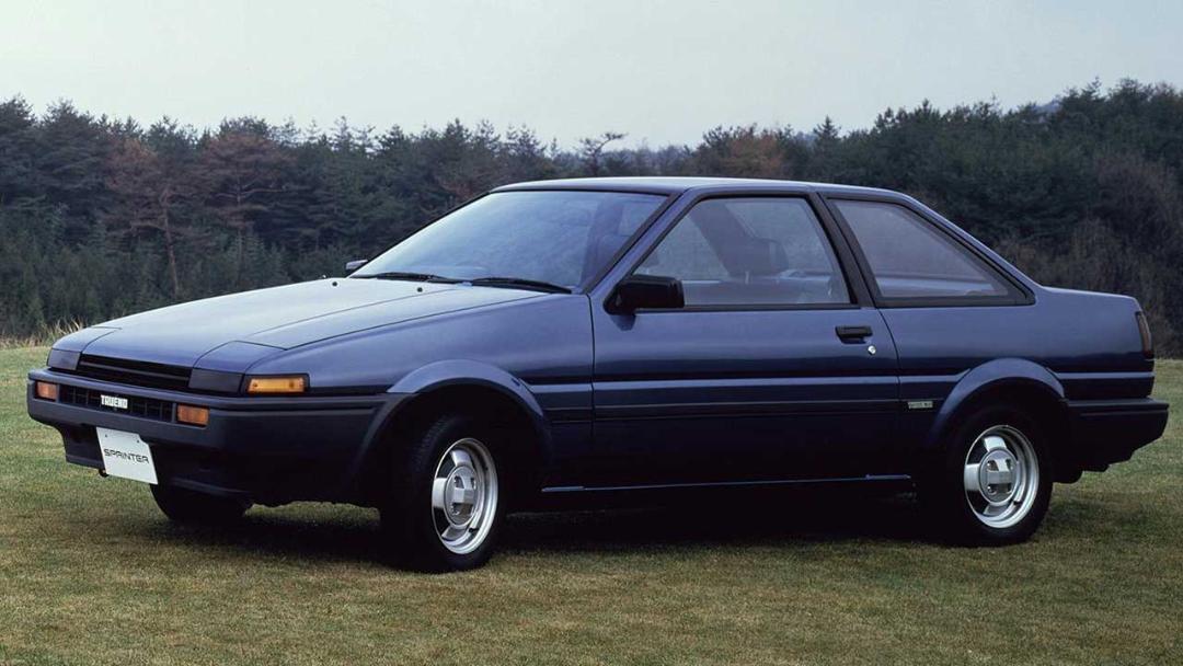 تویوتا کرولا AE86