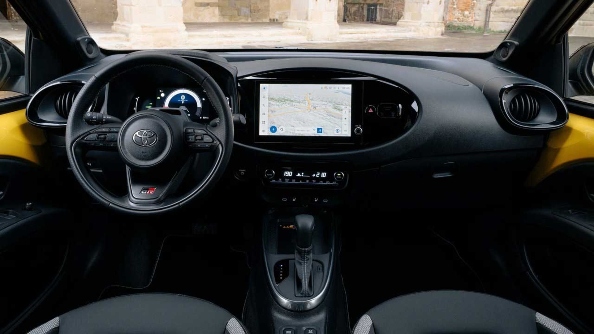 تویوتا آیگو X مدل 2026