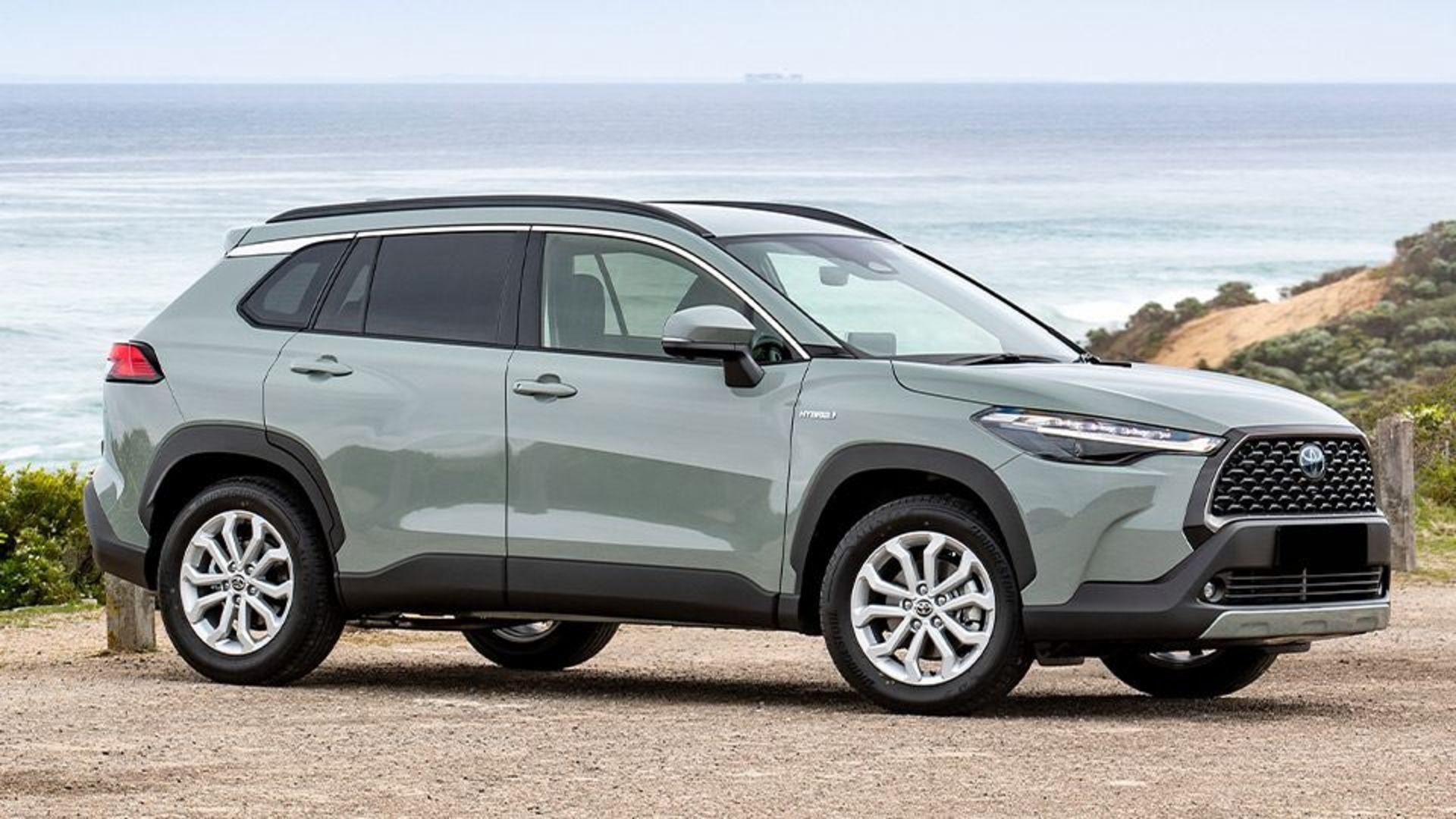 تویوتا کرولا کراس هیبرید