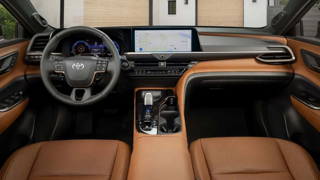 داشبورد و کابین داخلی خودروی تویوتا کراون سیگنیا (Toyota Crown Signia) مدل ۲۰۲۷