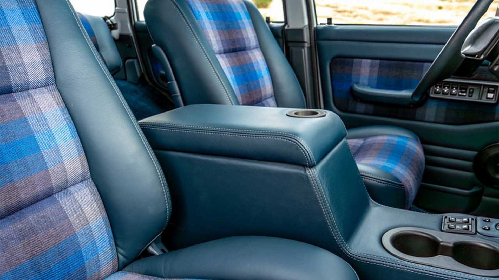 بازسازی جذاب تویوتا لندکروزر