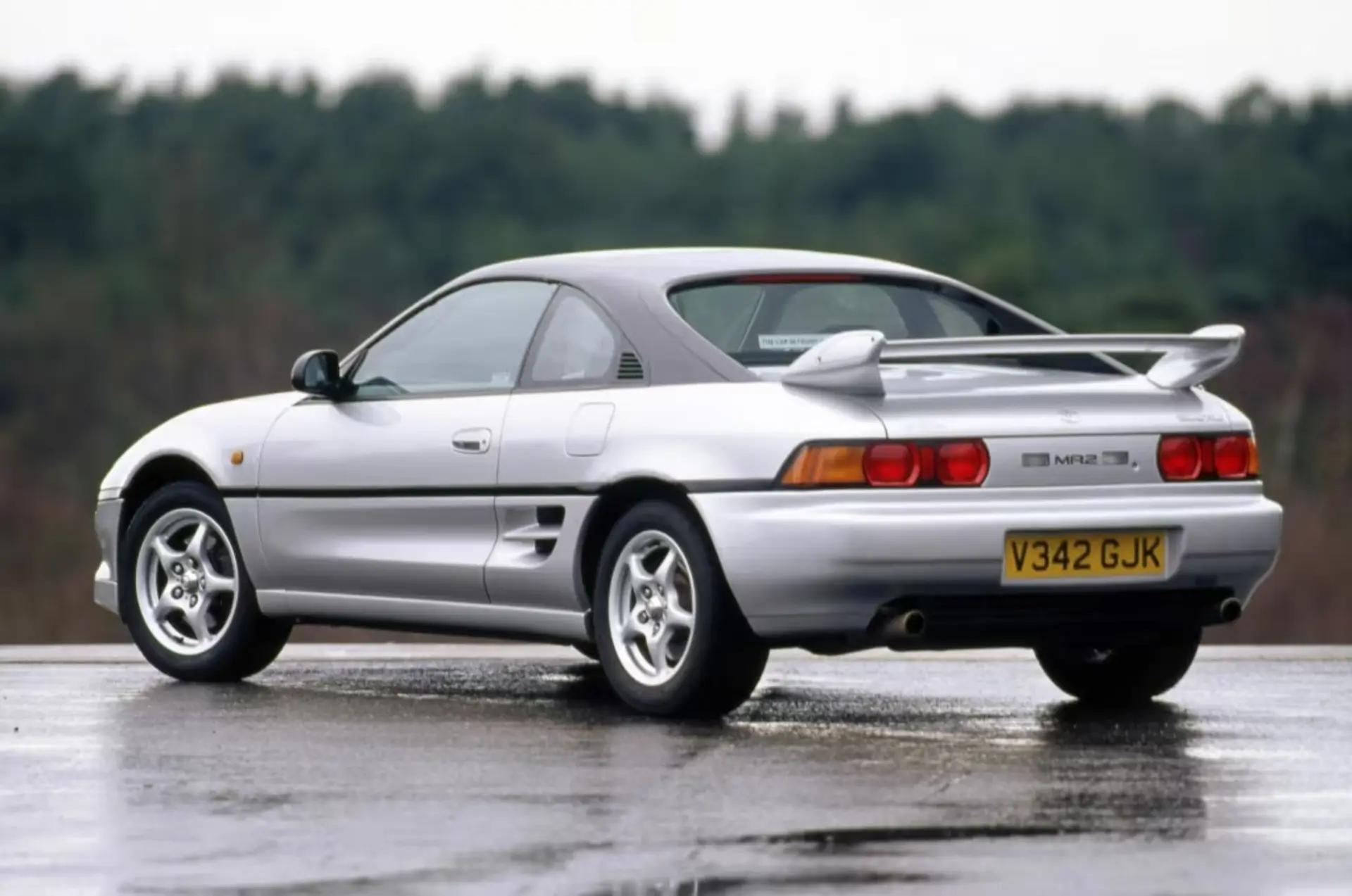  Toyota MR2