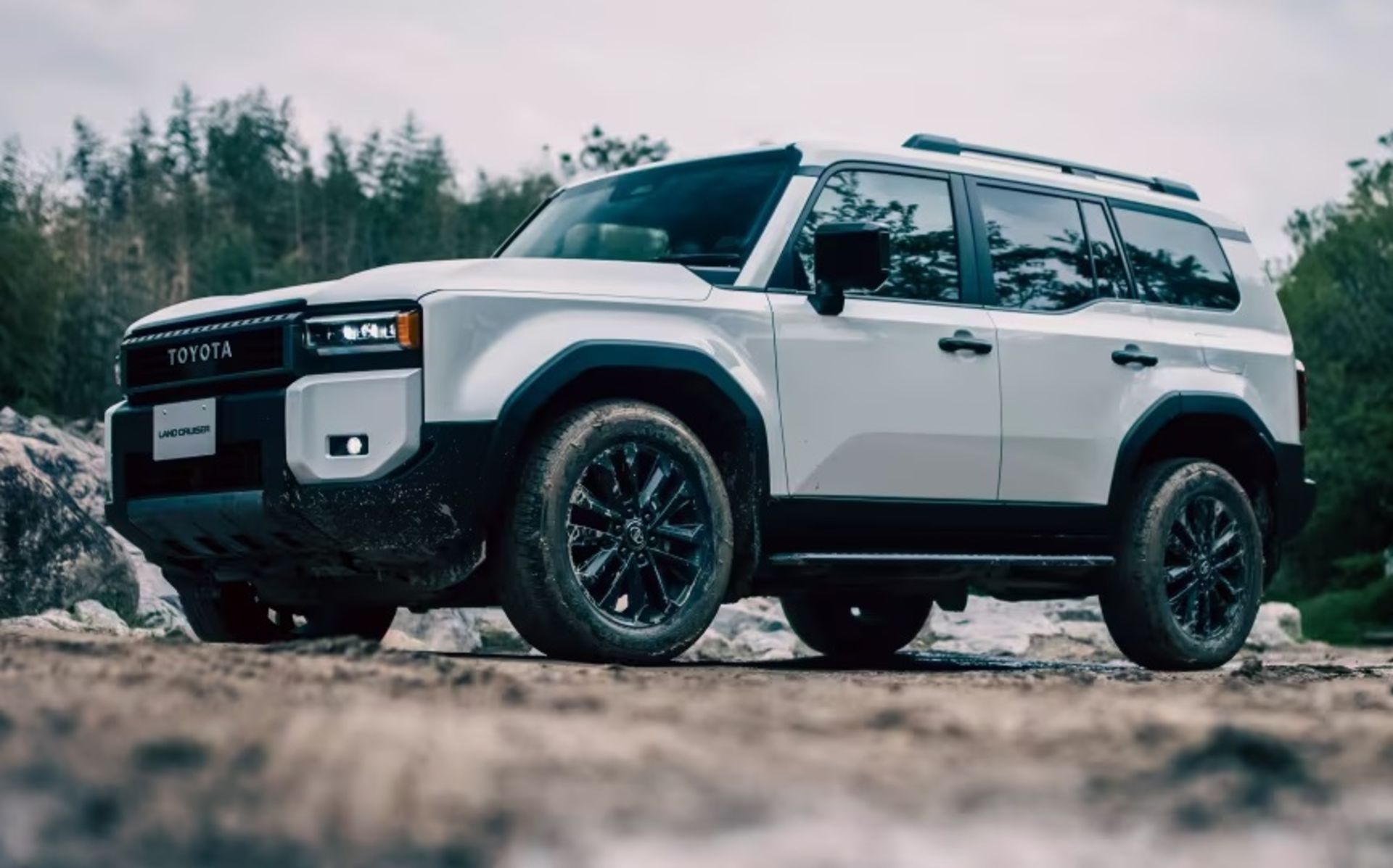 toyota prado 2025