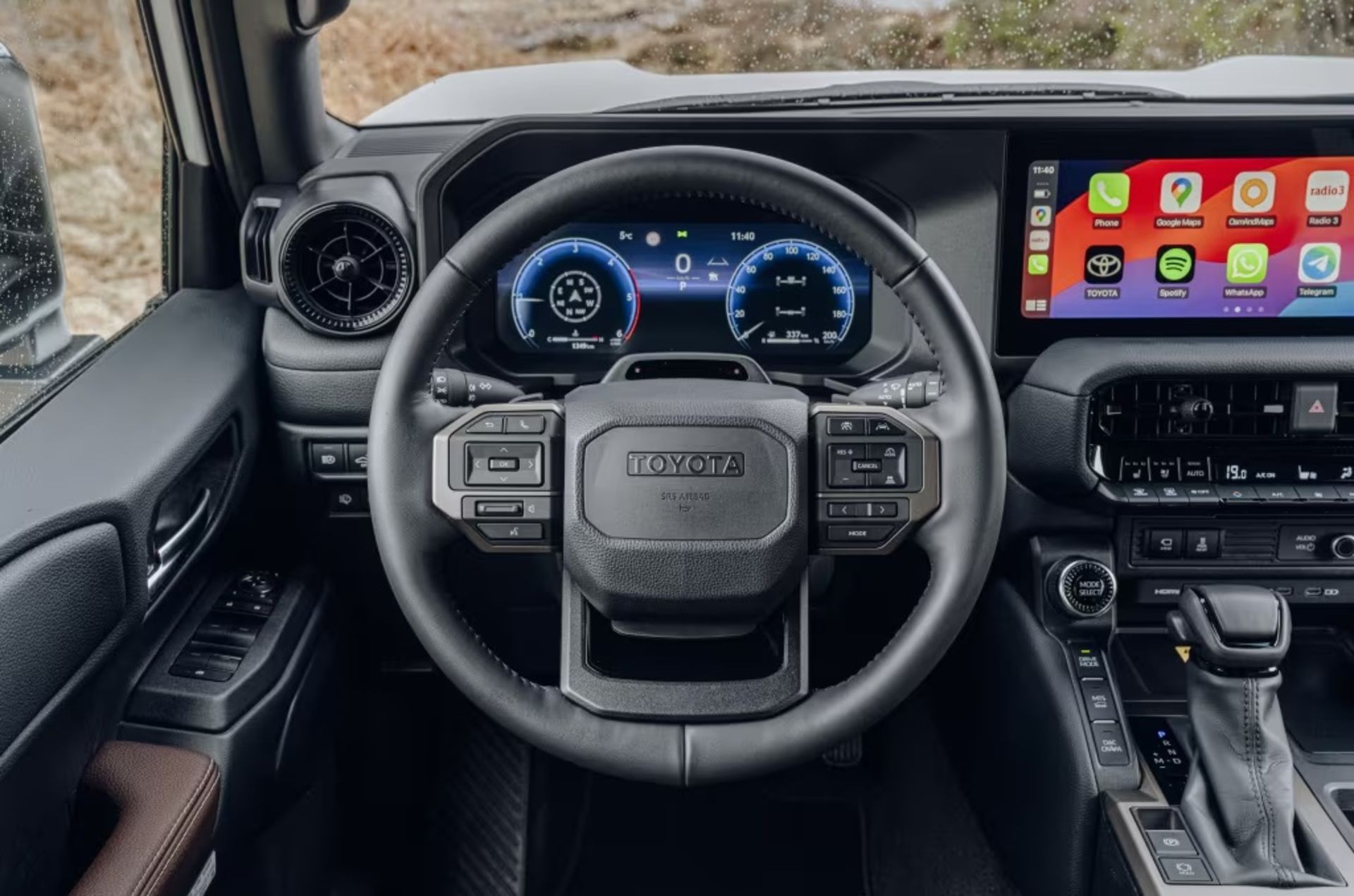 toyota prado 2025