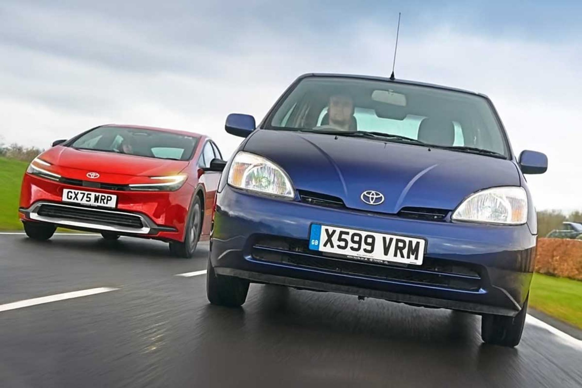 تویوتا پریوس