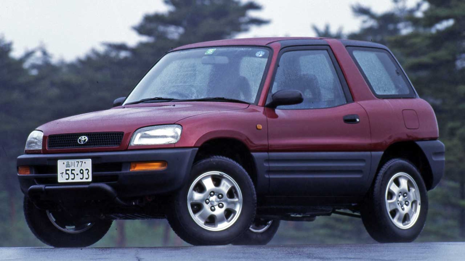 تاریخچه تویوتا راوفور