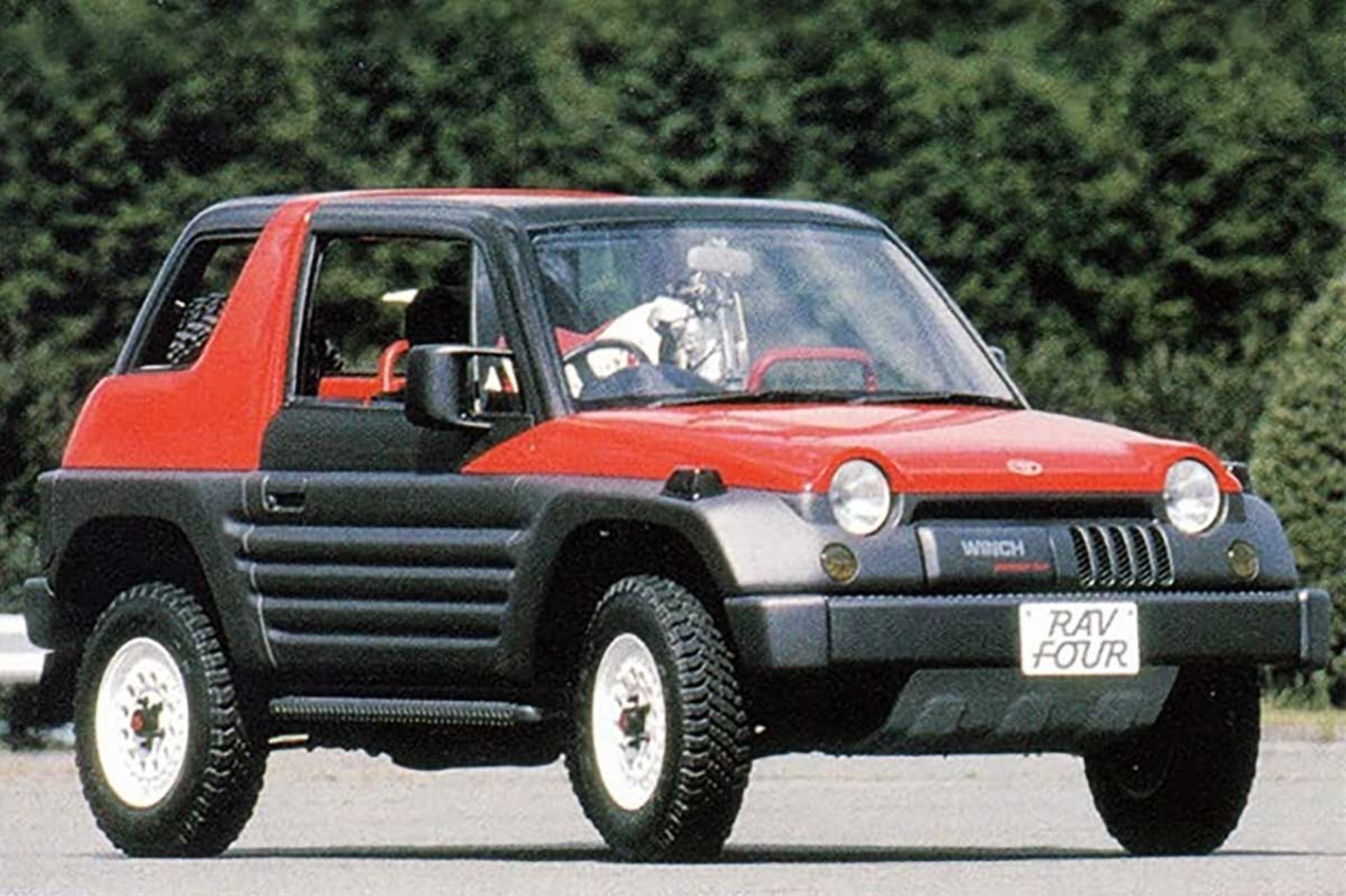 تاریخچه تویوتا راوفور