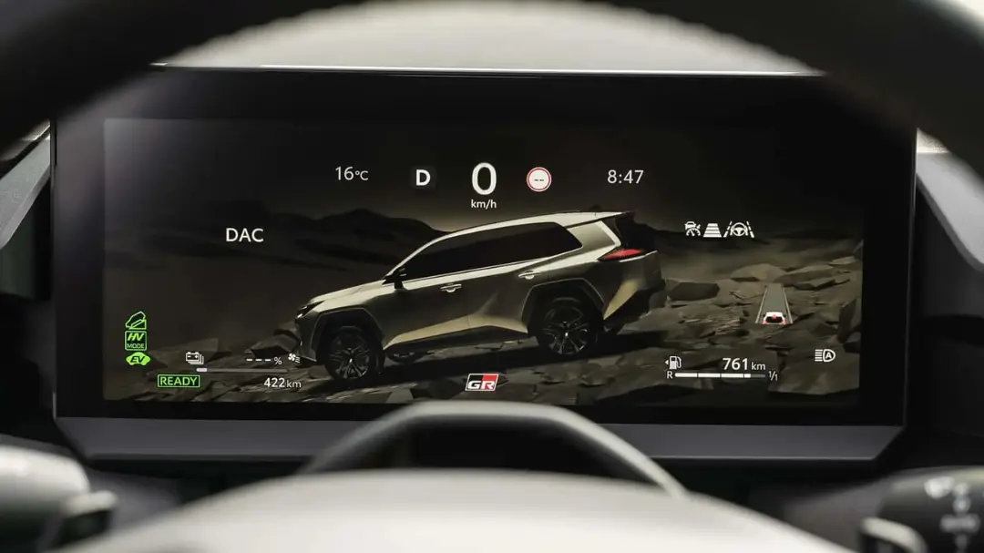 نمایشگر دیجیتال کابین خودروی تویوتا راو۴ (Toyota RAV4) با اطلاعات فنی