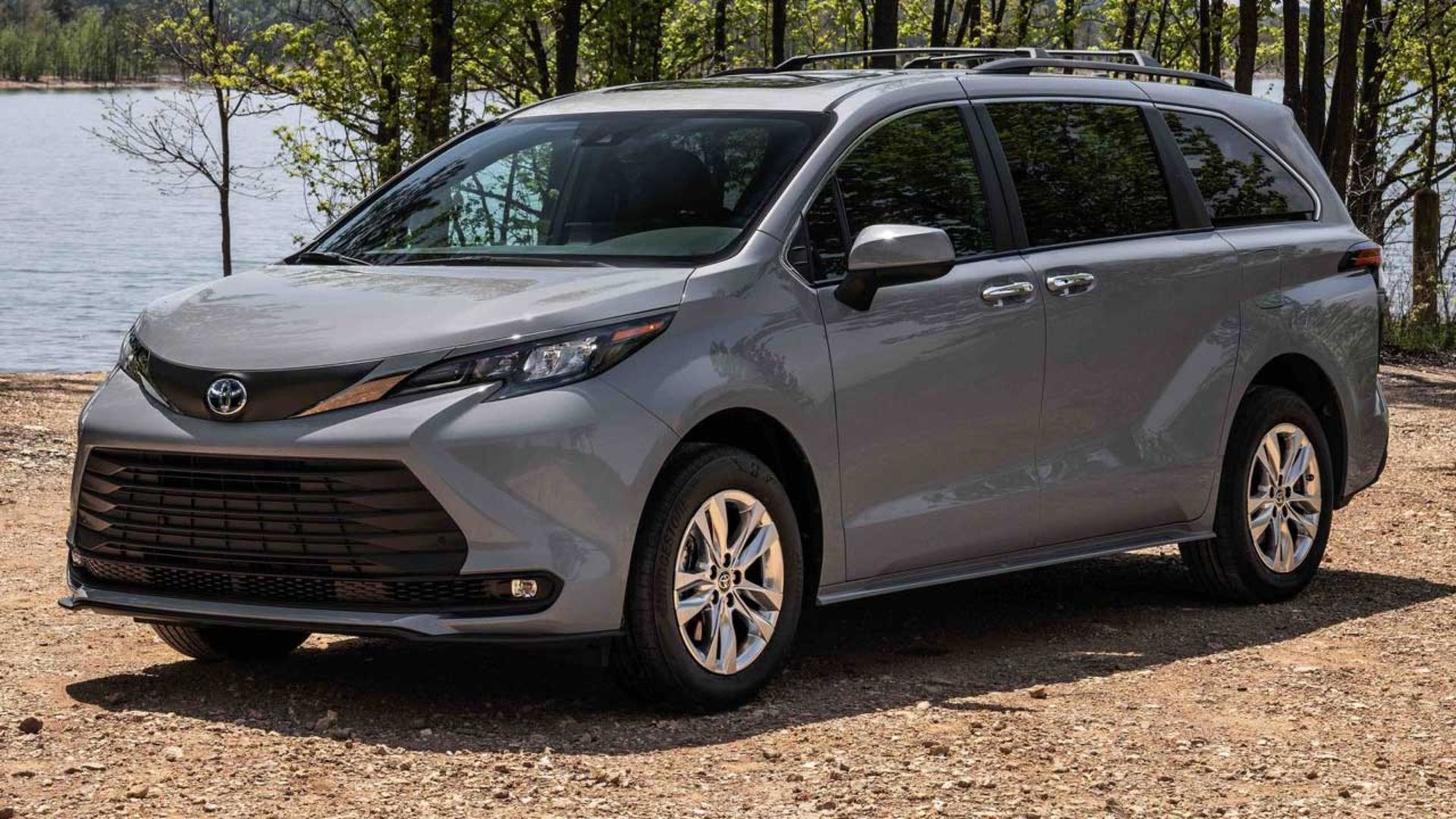 تویوتا سی‌ینا