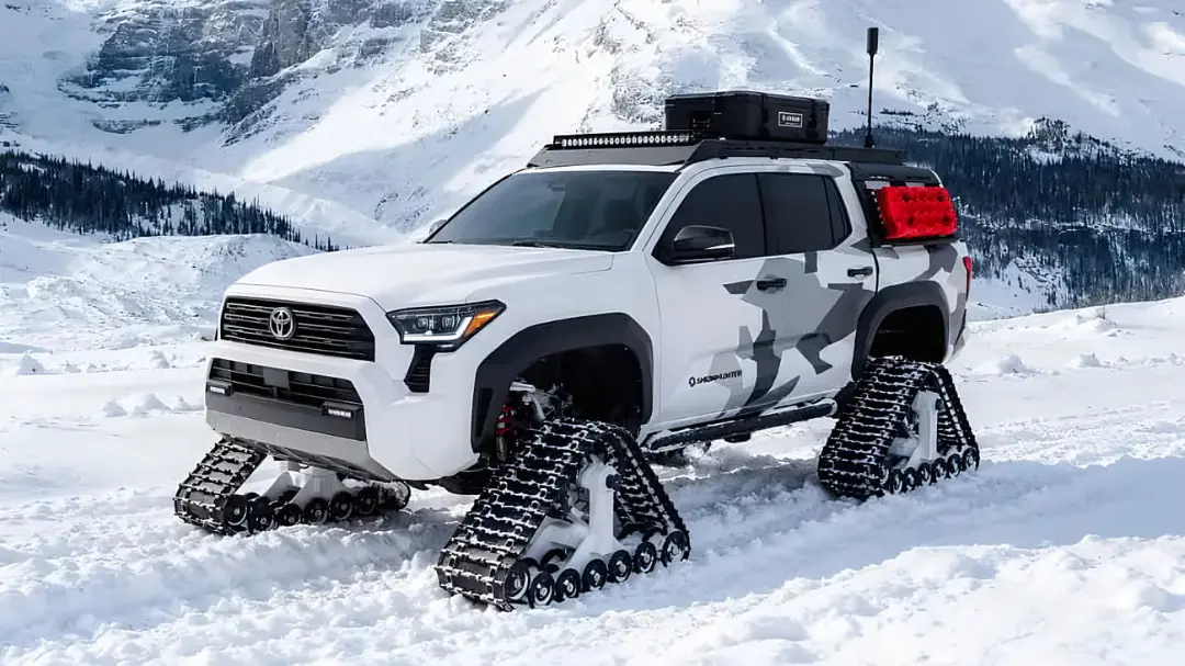 تویوتا تاکوما اسنوهانتر (Toyota Tacoma Snowhunter) مجهز به زنجیر جایگزین چرخ در برف