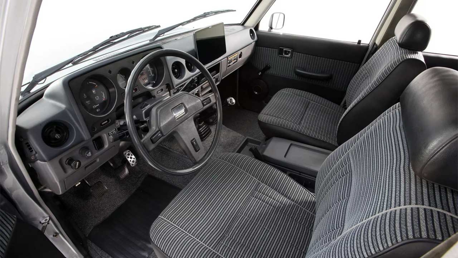 تویوتا لندکروزر FJ60 توربو