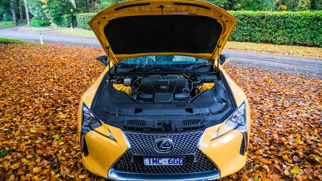 موتور V8 تنفس طبیعی تویوتا