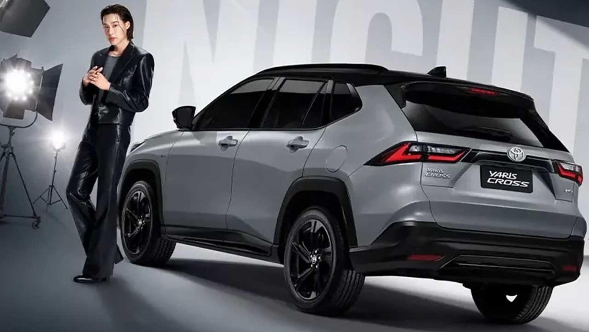 تویوتا یاریس کراس نایت‌شید 