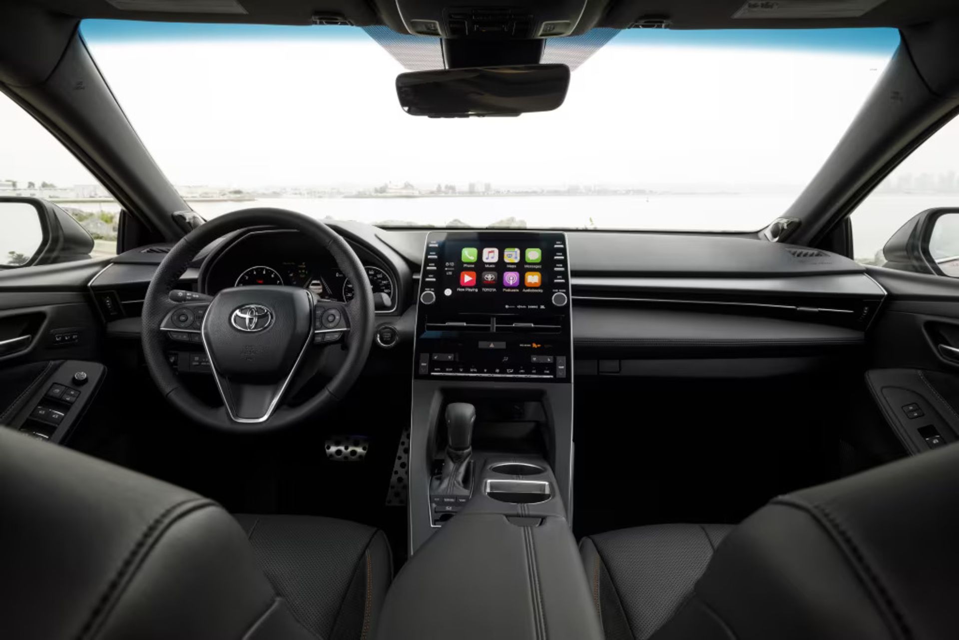 toyota avalon hybrid iran 