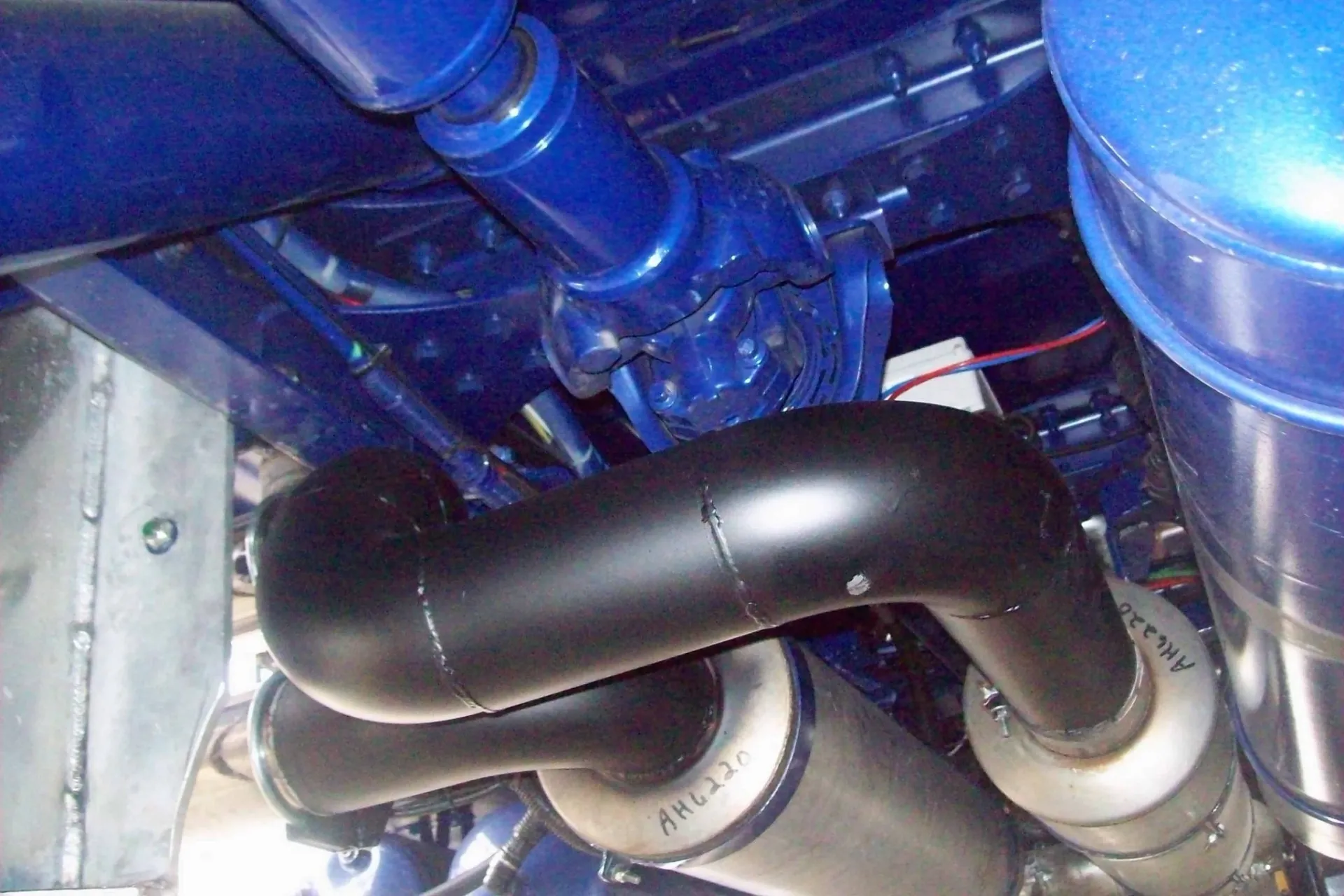 خفه کن اگزوز کامیون کشنده