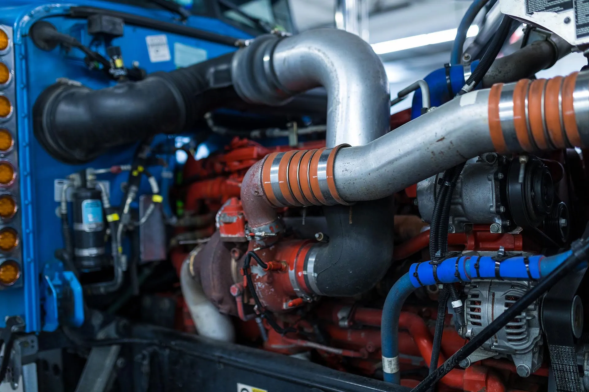 خروجی اگزوز کامیون