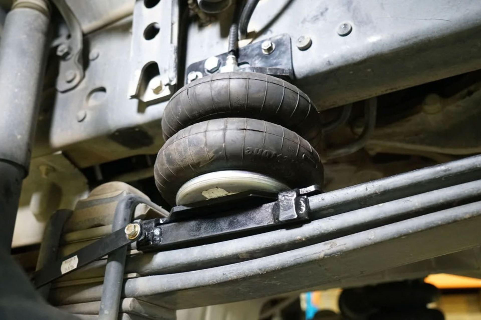 تعلیق کامیون