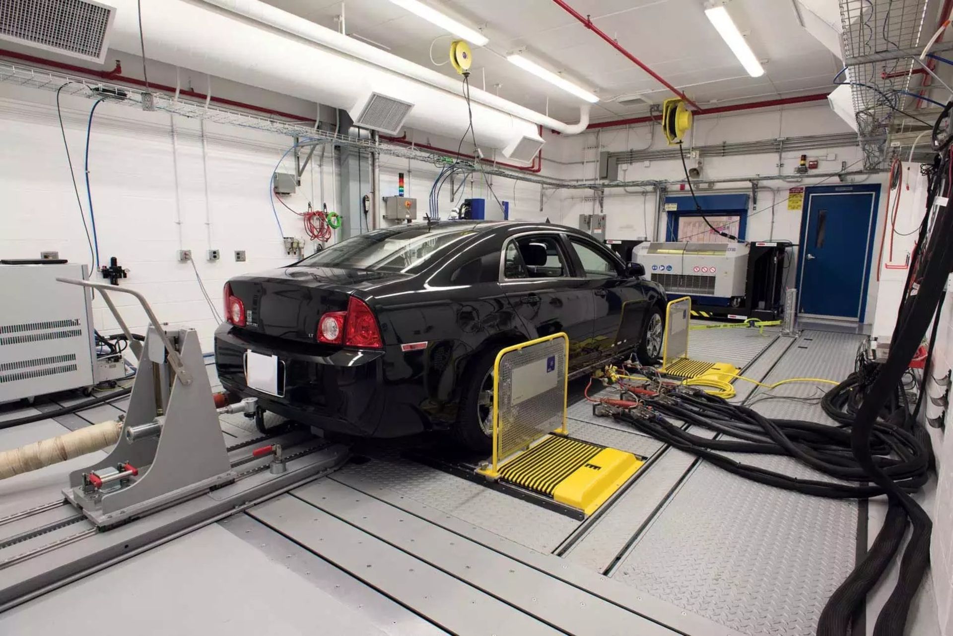 دستگاه داینومتر ماشین