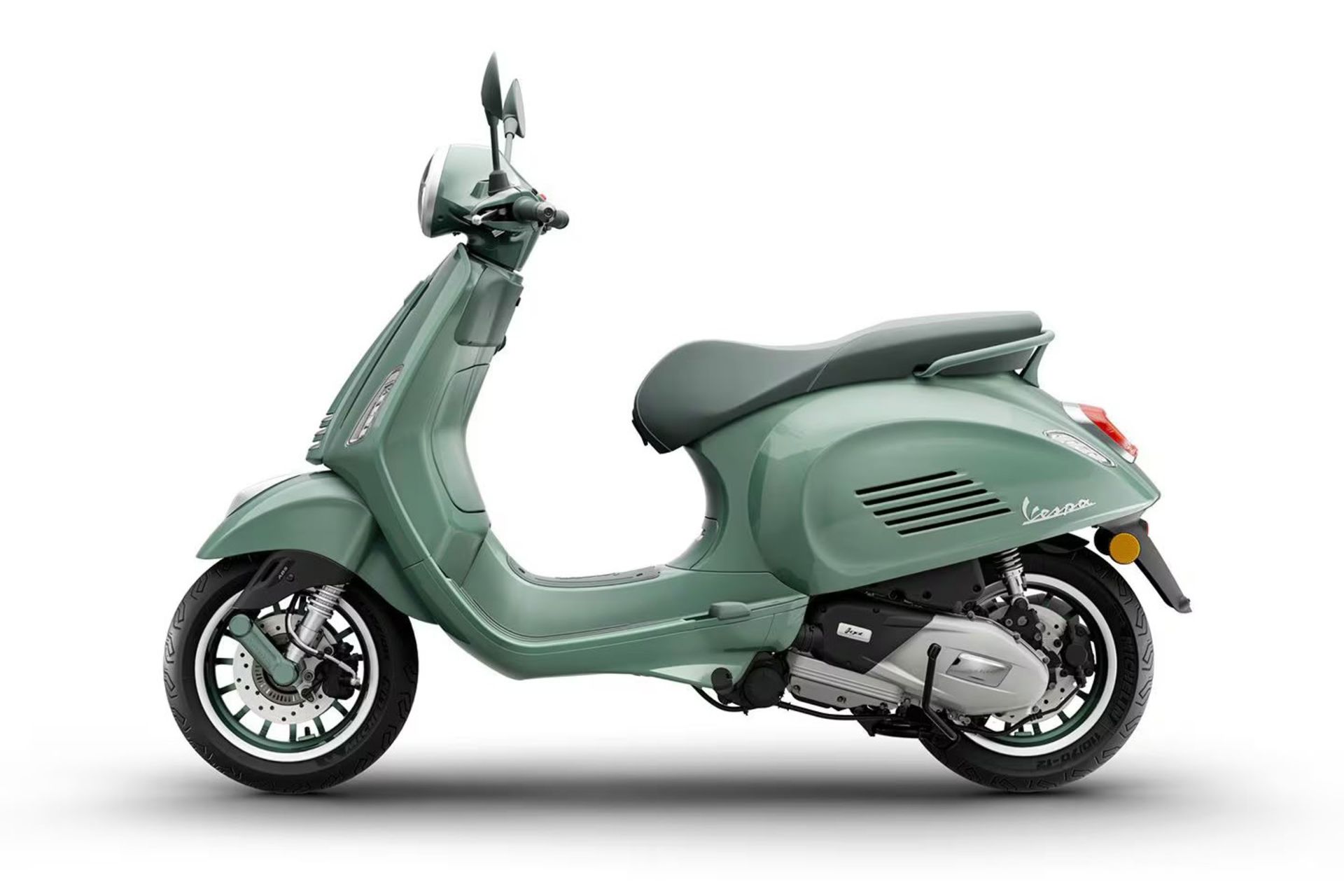 نمای جانبی موتورسیکلت وسپا