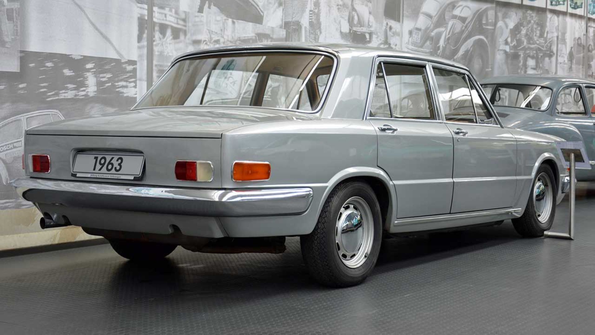 فولکس‌واگن EA128