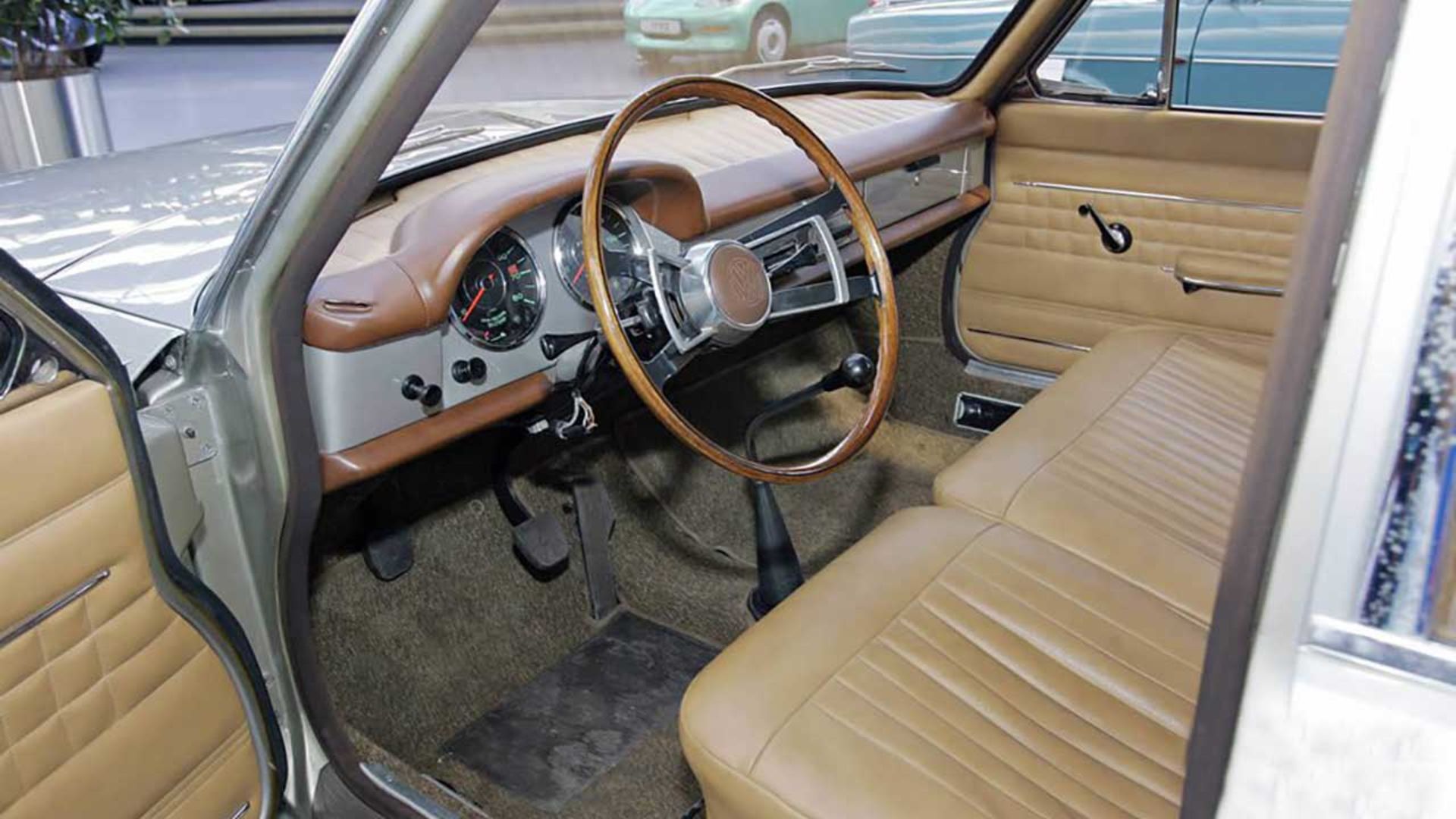 فولکس‌واگن EA128