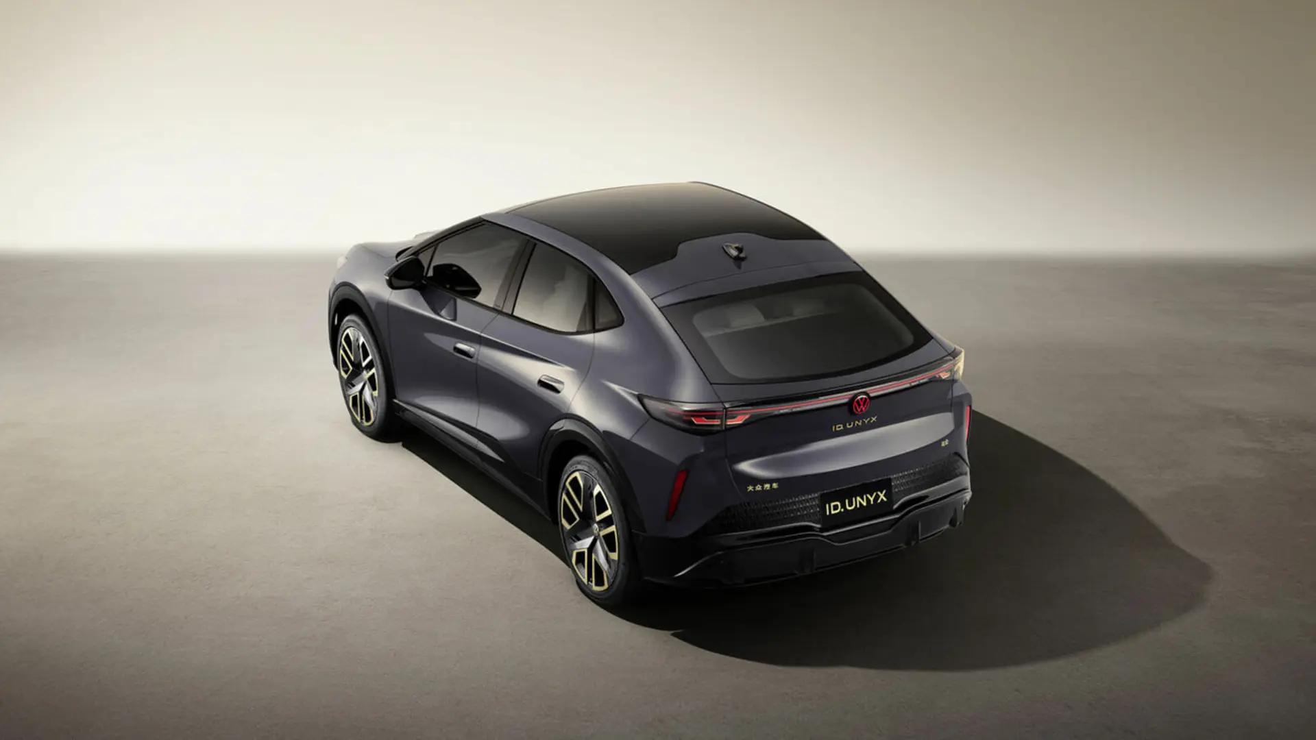 خودرو برقی فولکس‌واگن (Volkswagen) ID.UNYX در نمای سه چهارم عقب