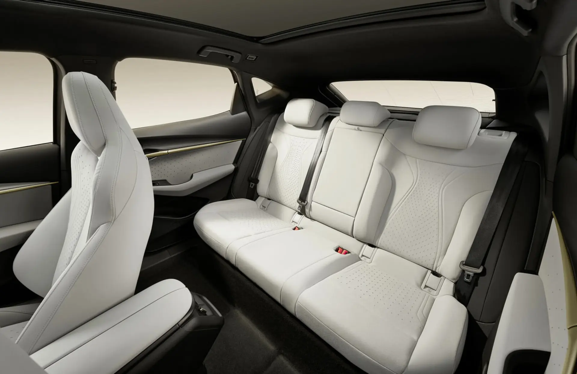 صندلی‌های سفید و طراحی داخلی خودروی فولکس‌واگن (Volkswagen) ID.UNYX