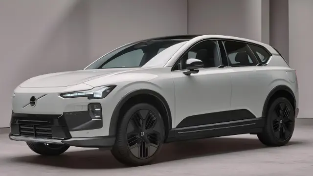 خودرو ولوو EX60 (Volvo EX60) مدل ۲۰۲۷ با رنگ سفید و طراحی مدرن