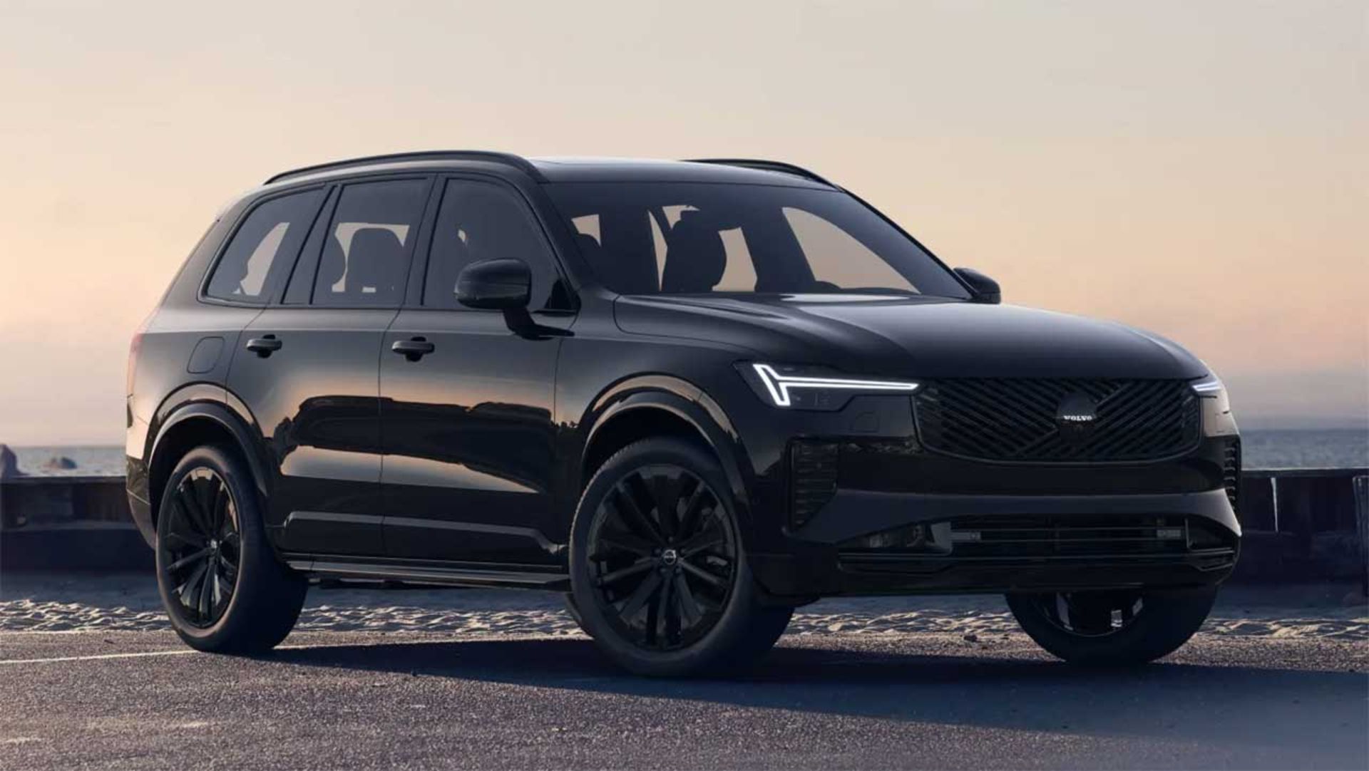 ولوو XC90 بلک ادیشن