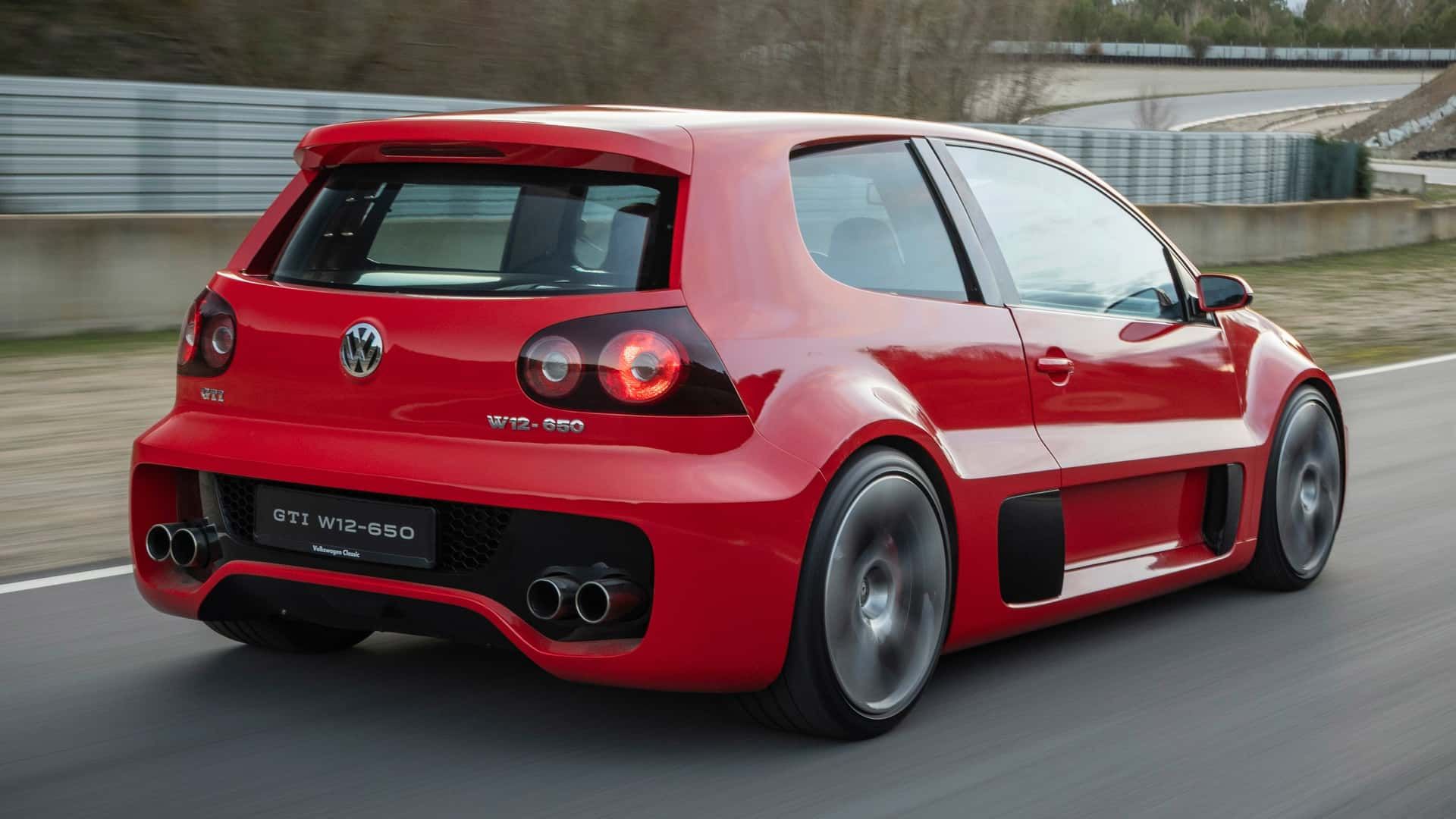 گلف GTI W12