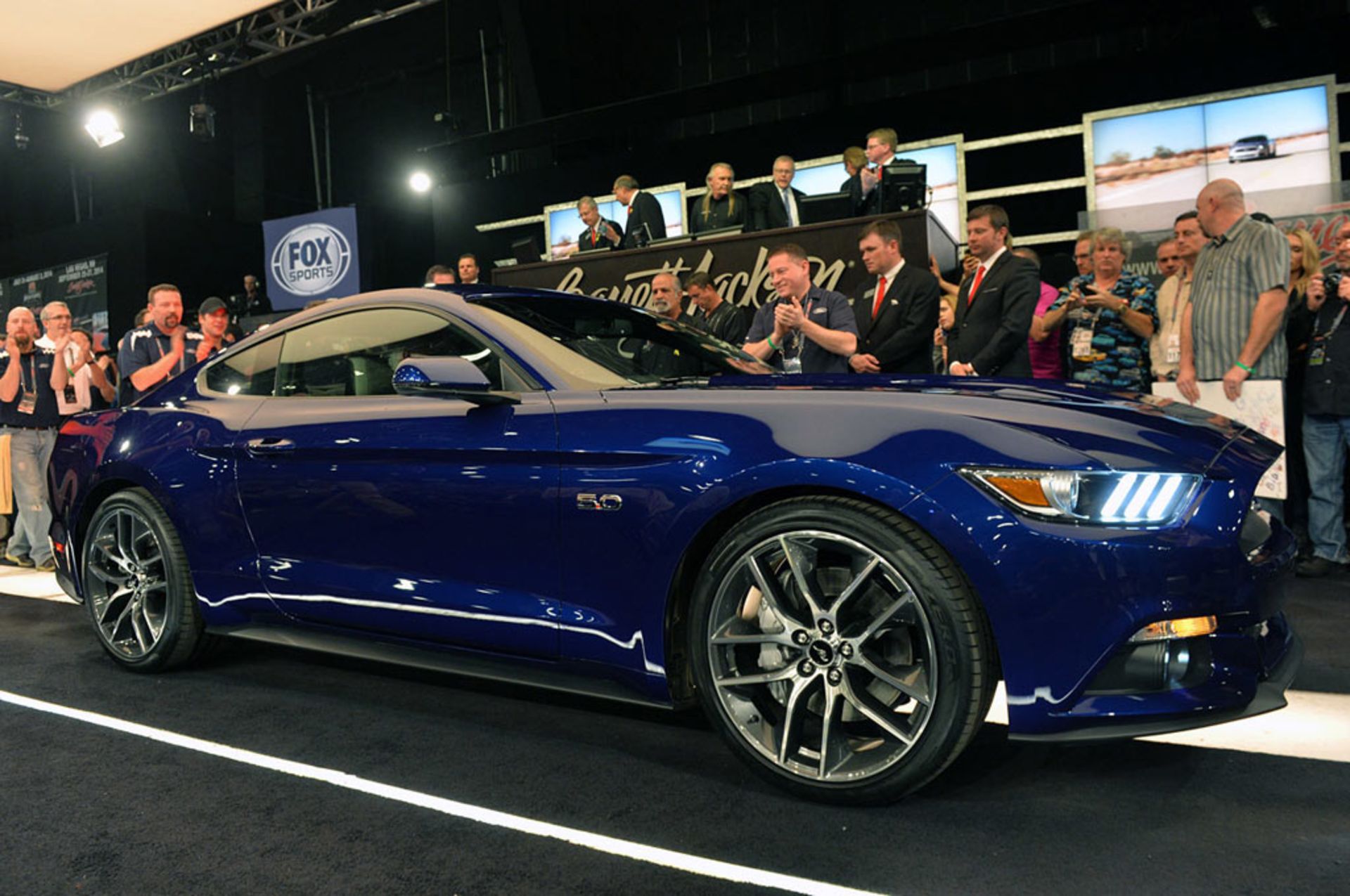 01-2015-ford-mustang-bj-1