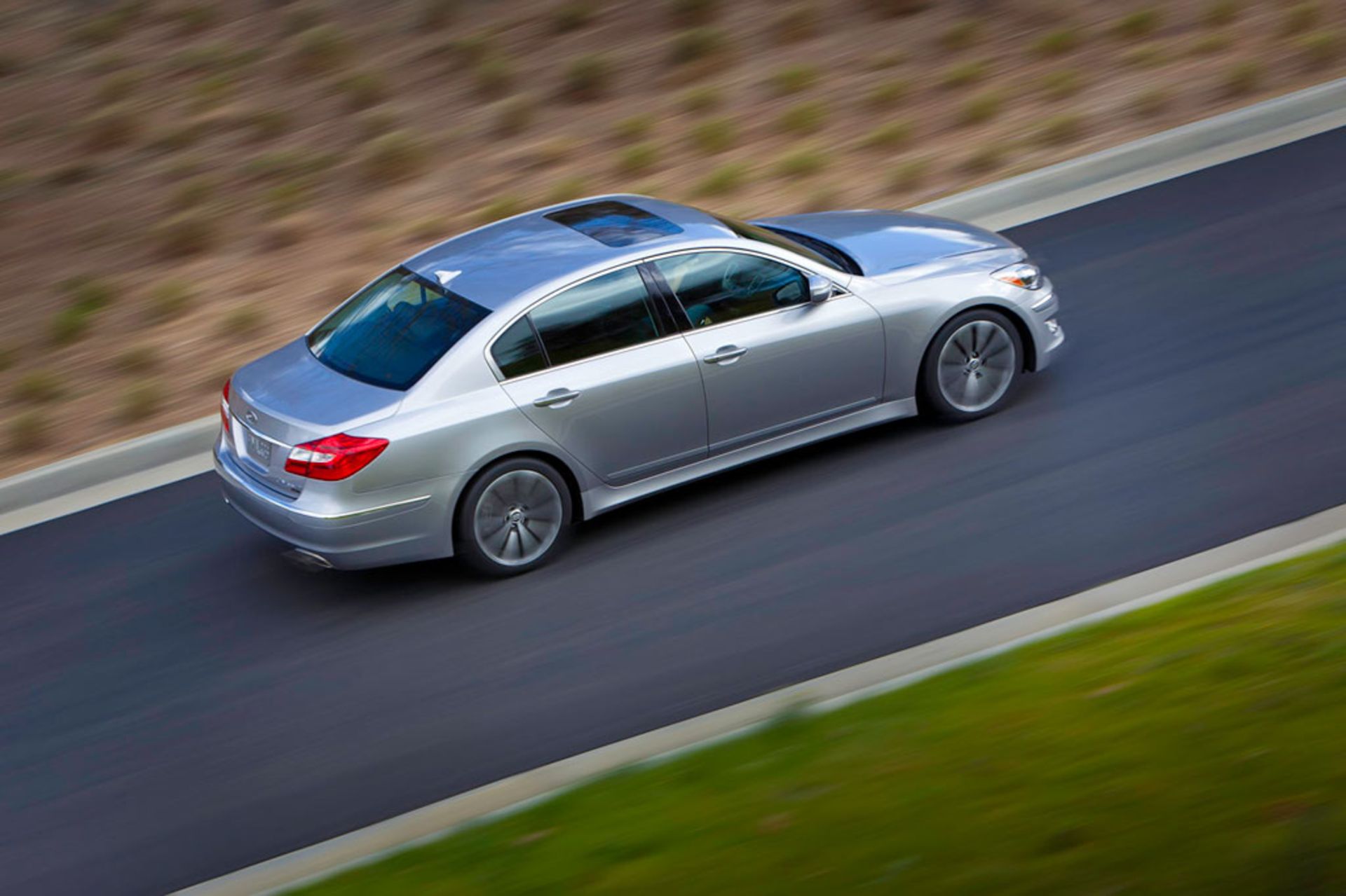 hyundai genesis sedan 2013