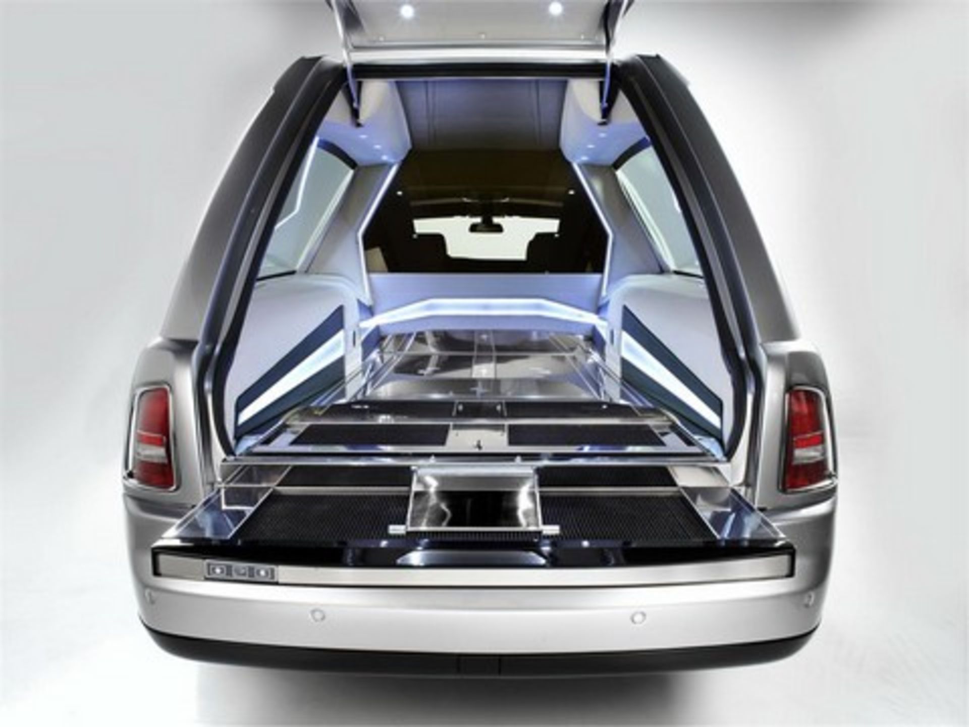 rolls-royce-phantom-hearse