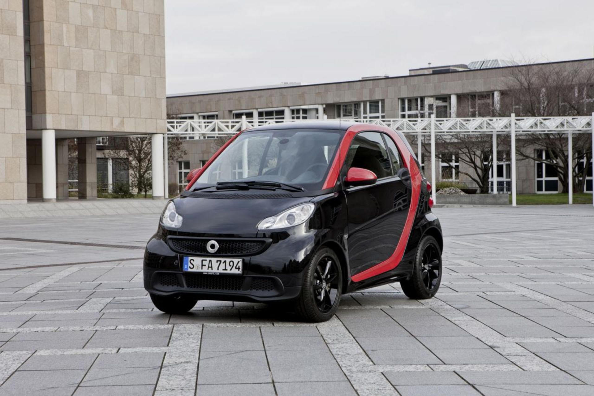 Smart 2012 ForTwo SharpRed Edition