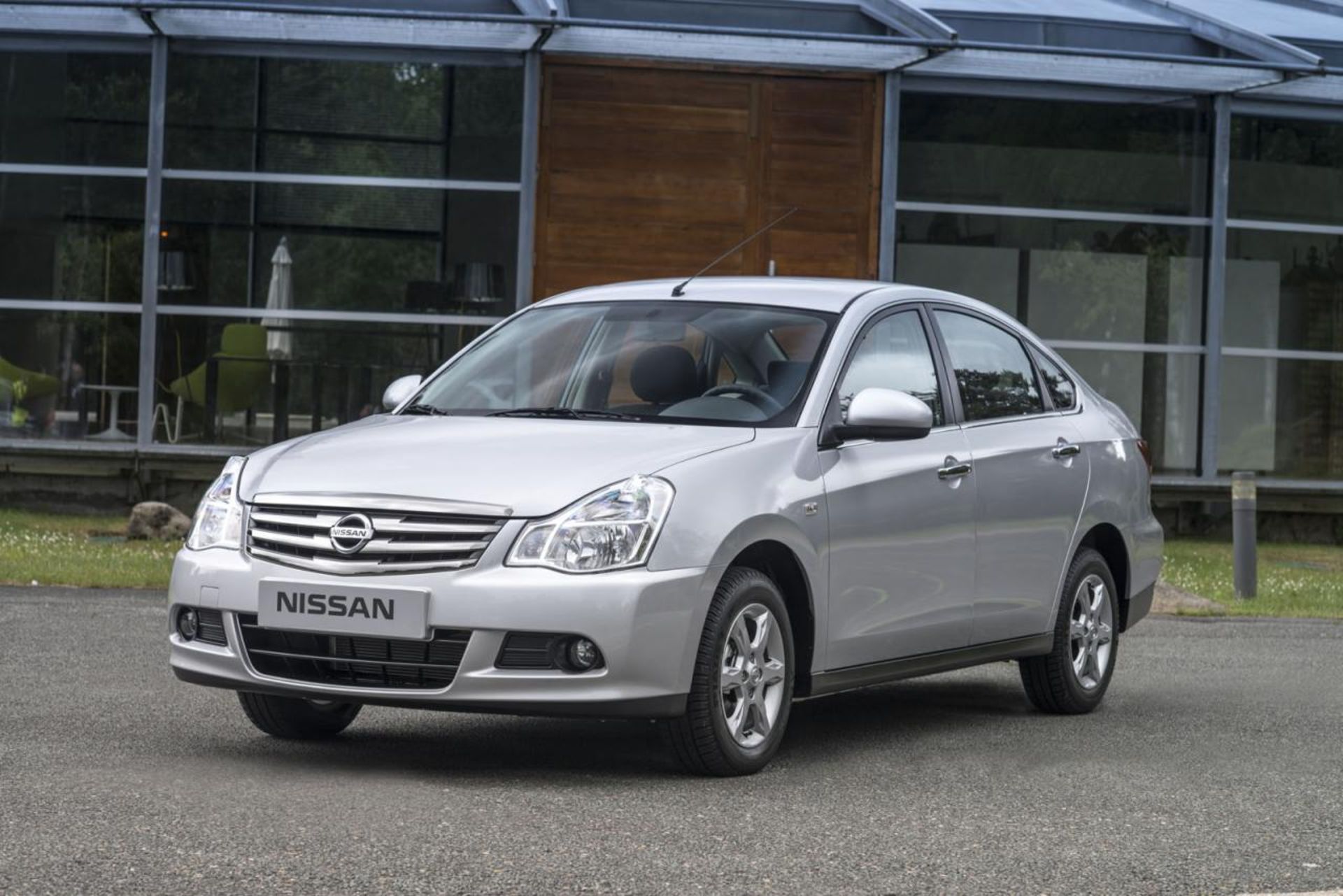 2013 Nissan Almera