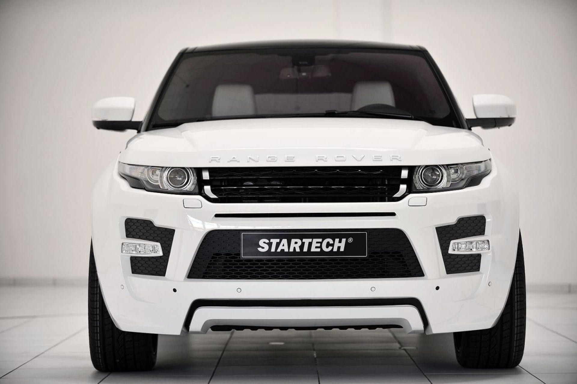 Range Rover 2012 Evoque by Startech
