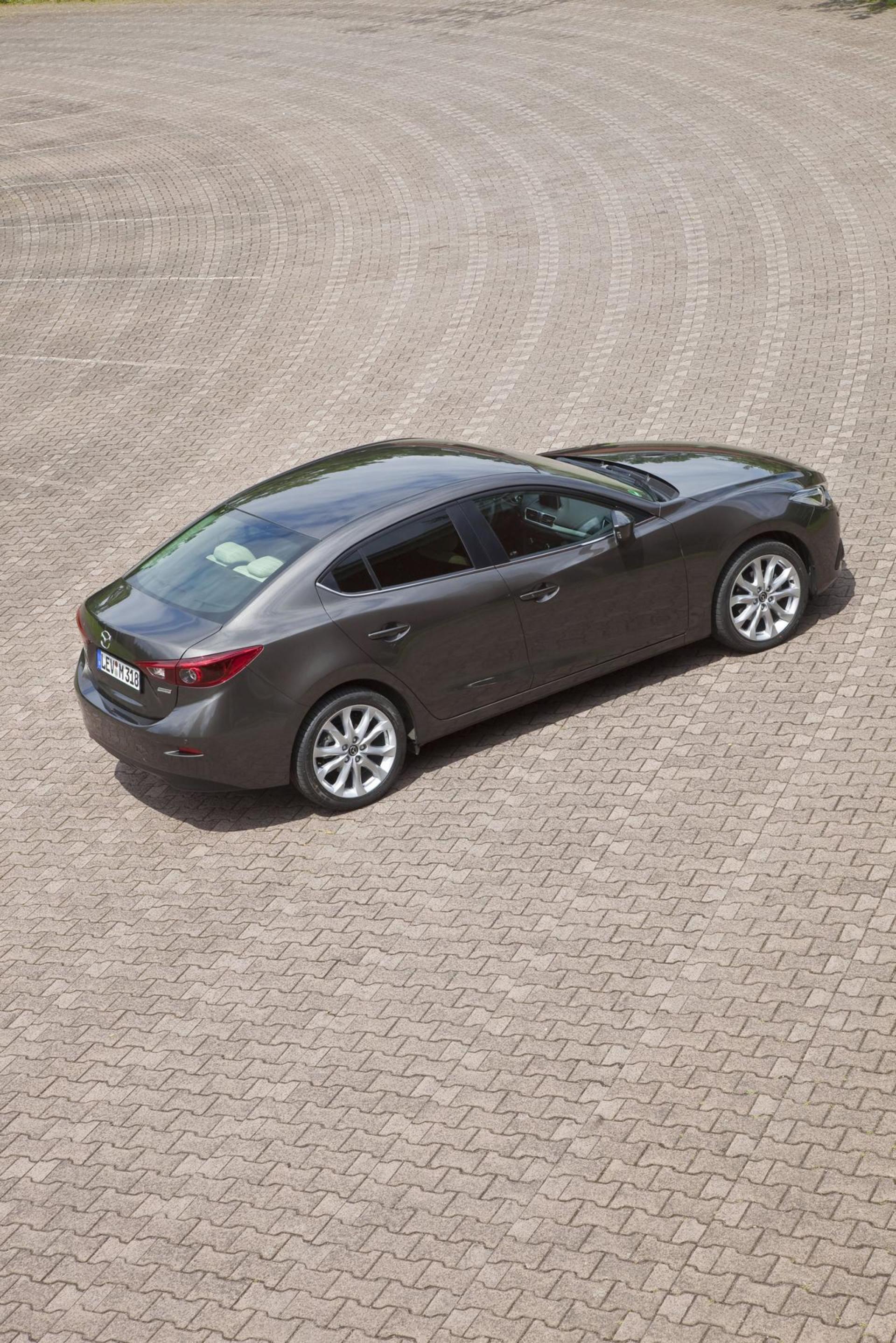 2014 Mazda3 Sedan