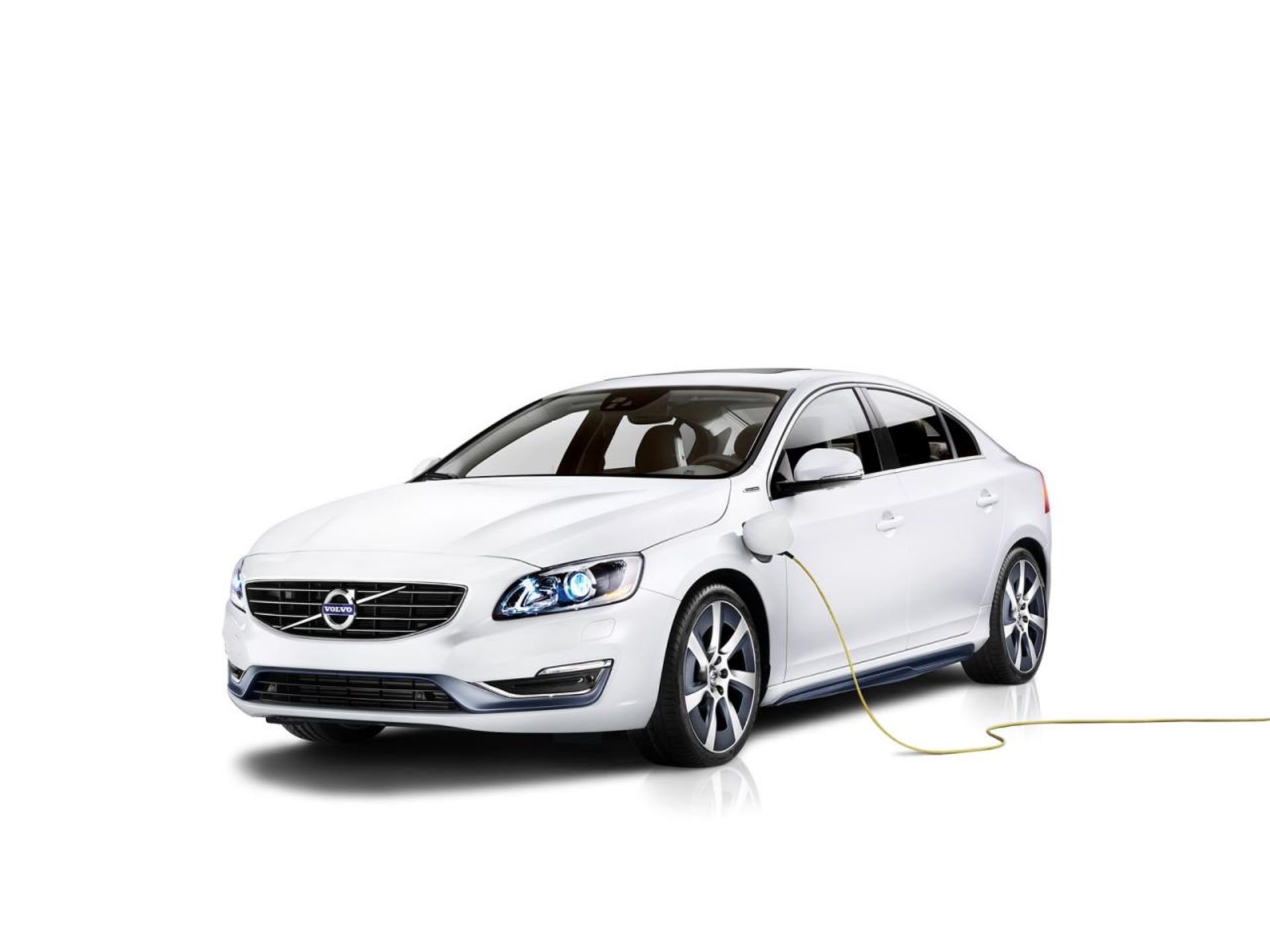 Volvo S60L Petrol Plug-in Hybrid concept