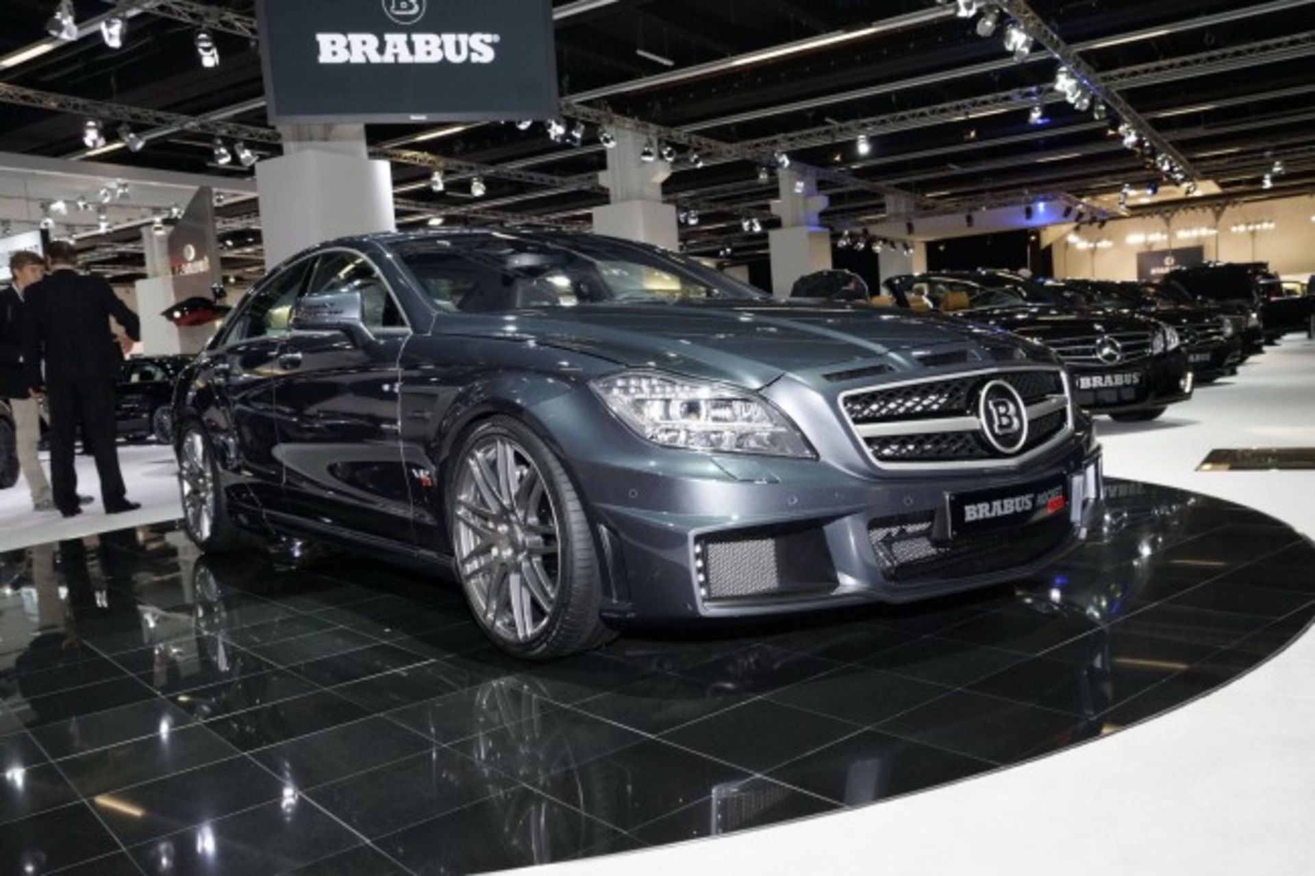 2012-Brabus-Rocket-800-at-2011-Frankfurt-Motor-Show-1-650x433