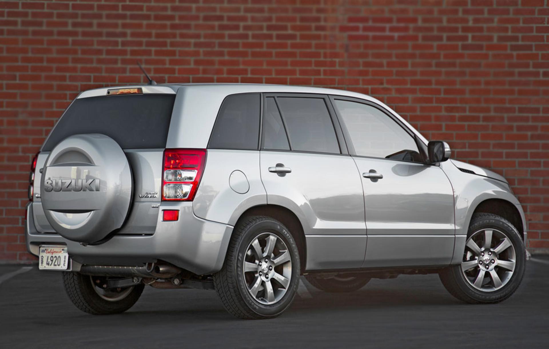 2012 Suzuki Grand Vitara rear