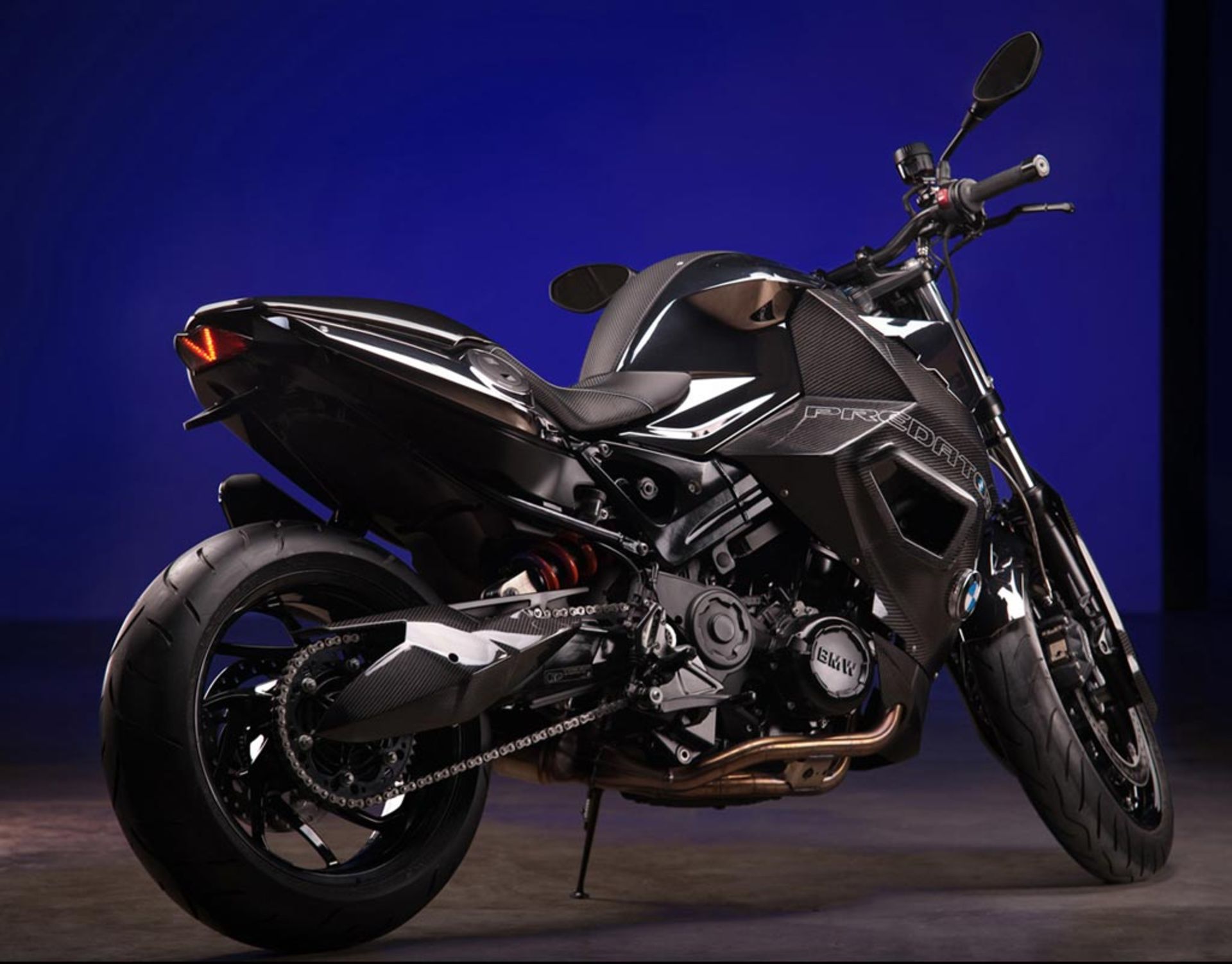 2012-Vilner-Custom-Bike-BMW-F800-R-Predator