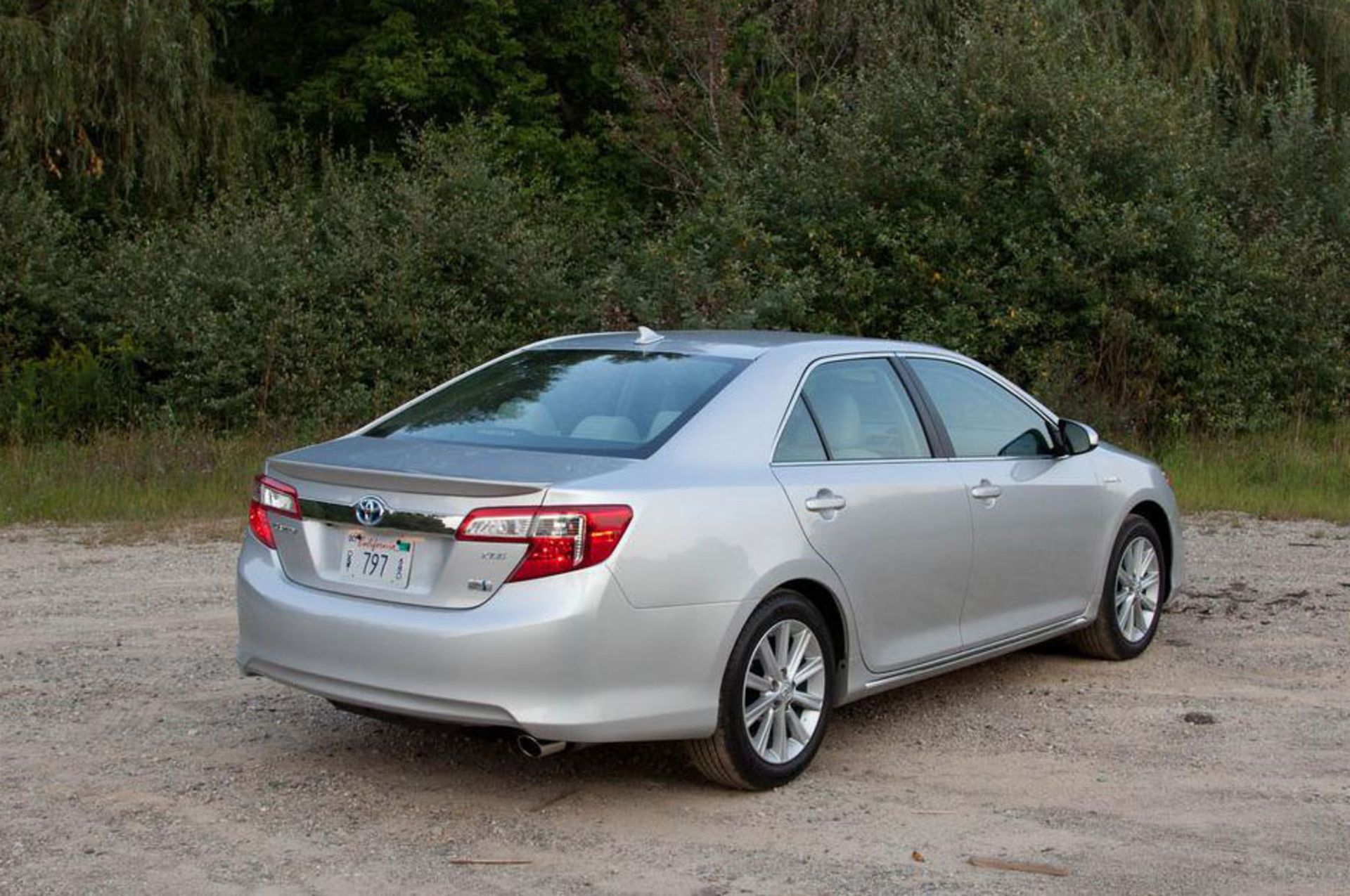 toyota camry hybrid rear