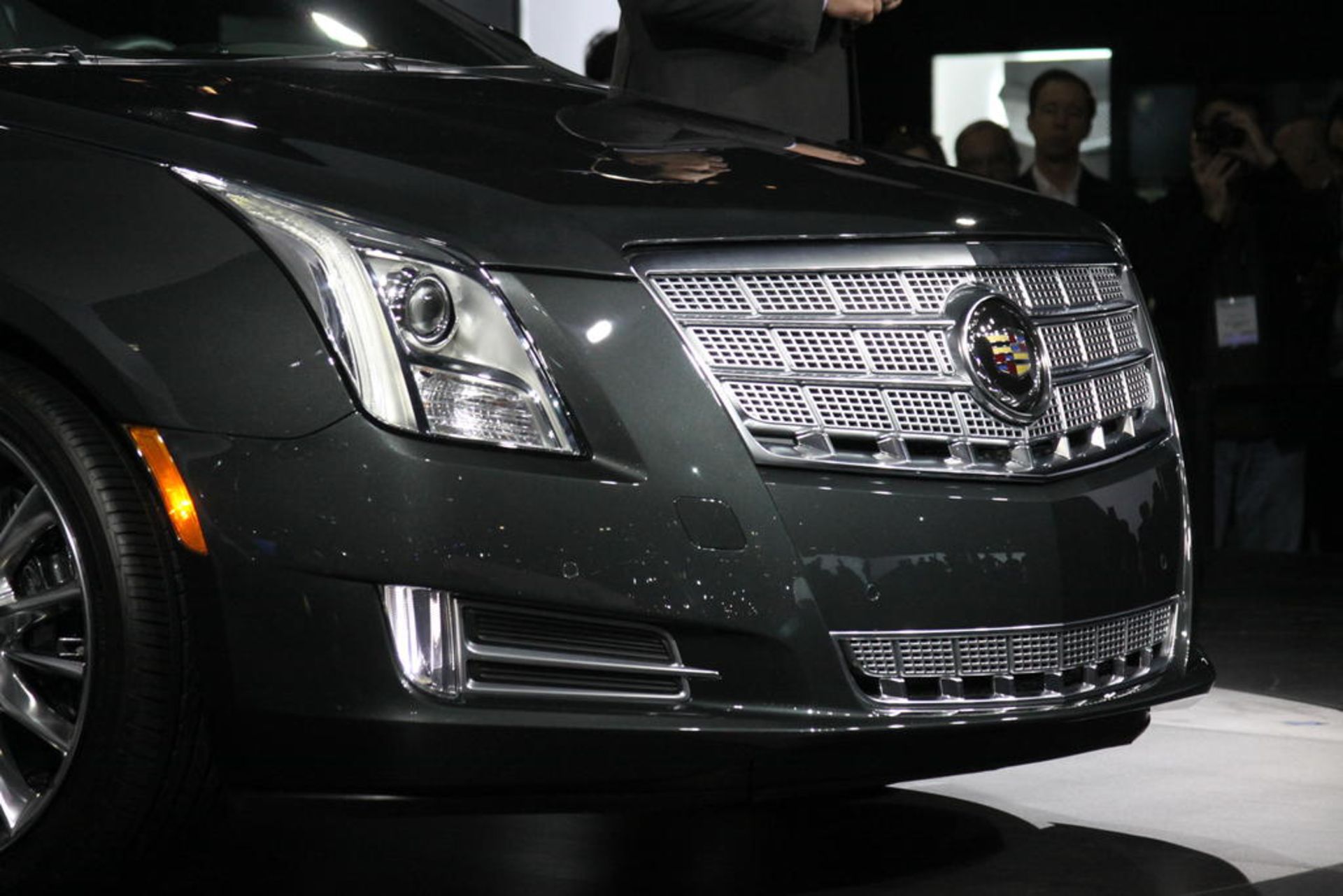 2013-Cadillac-XTS