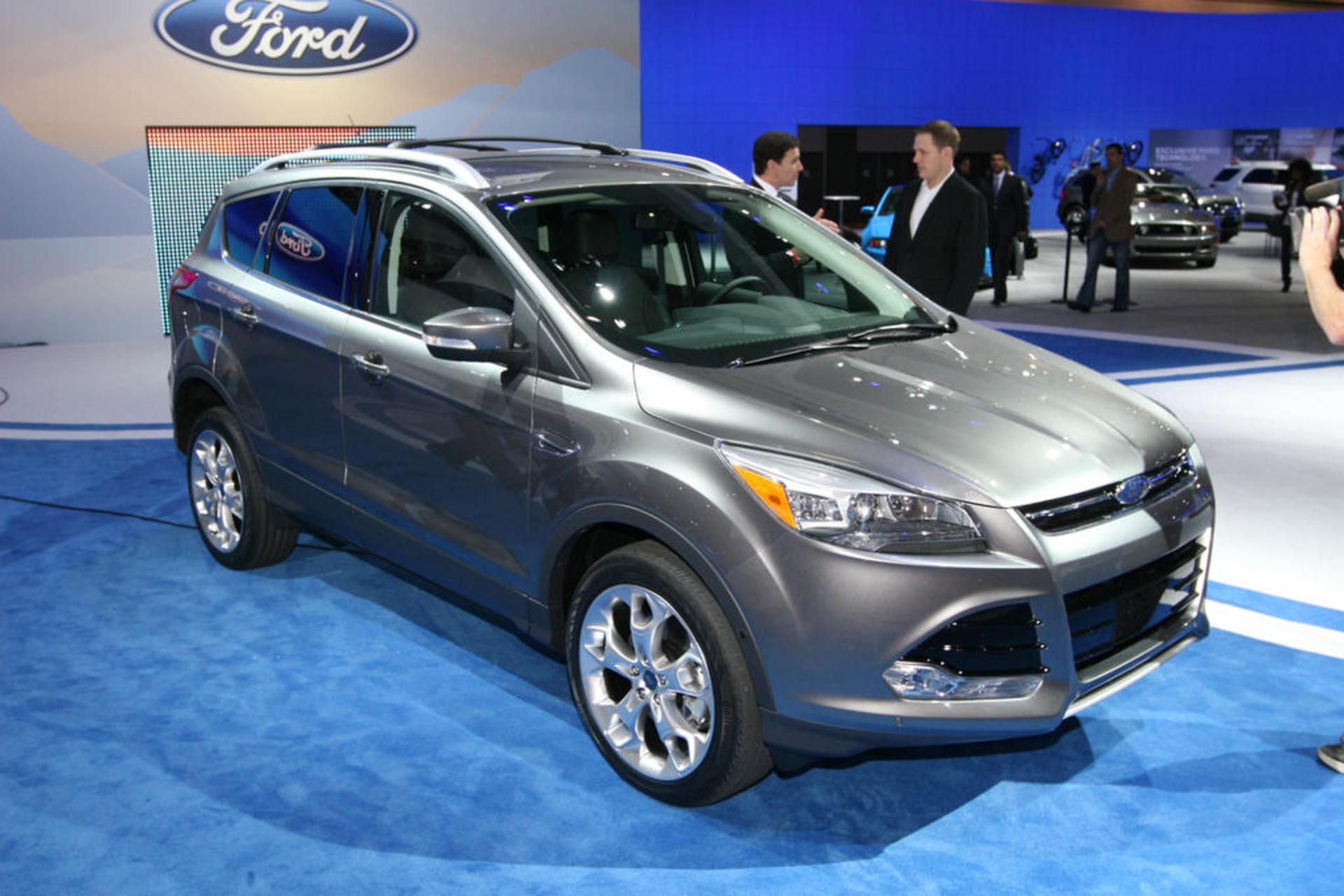 2013-Ford-Ecape