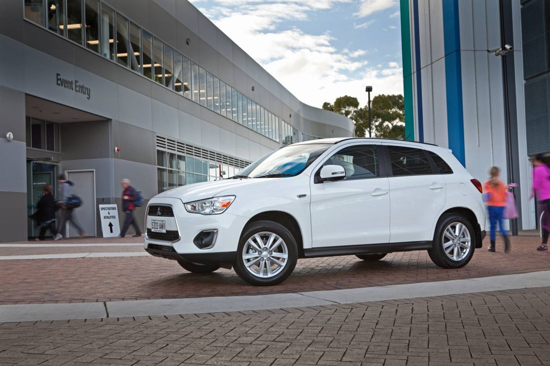 2013-Mitsubishi-ASX-2.2-DiD-Automatic-2
