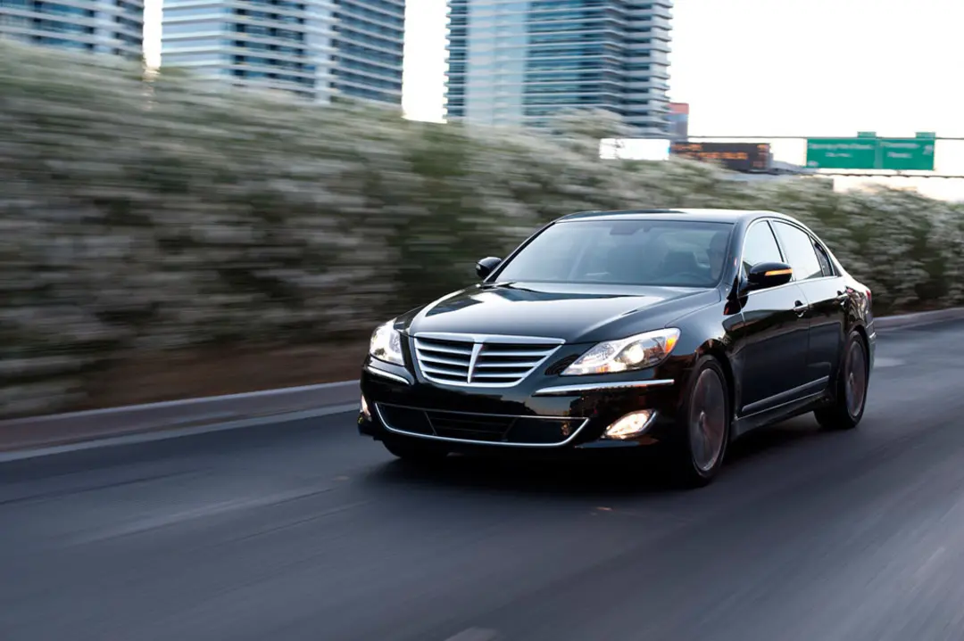 2013 hyundai genesis sedan