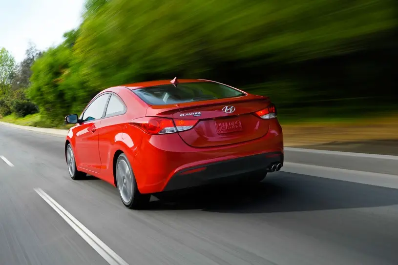 hyundai elantra coupe rear
