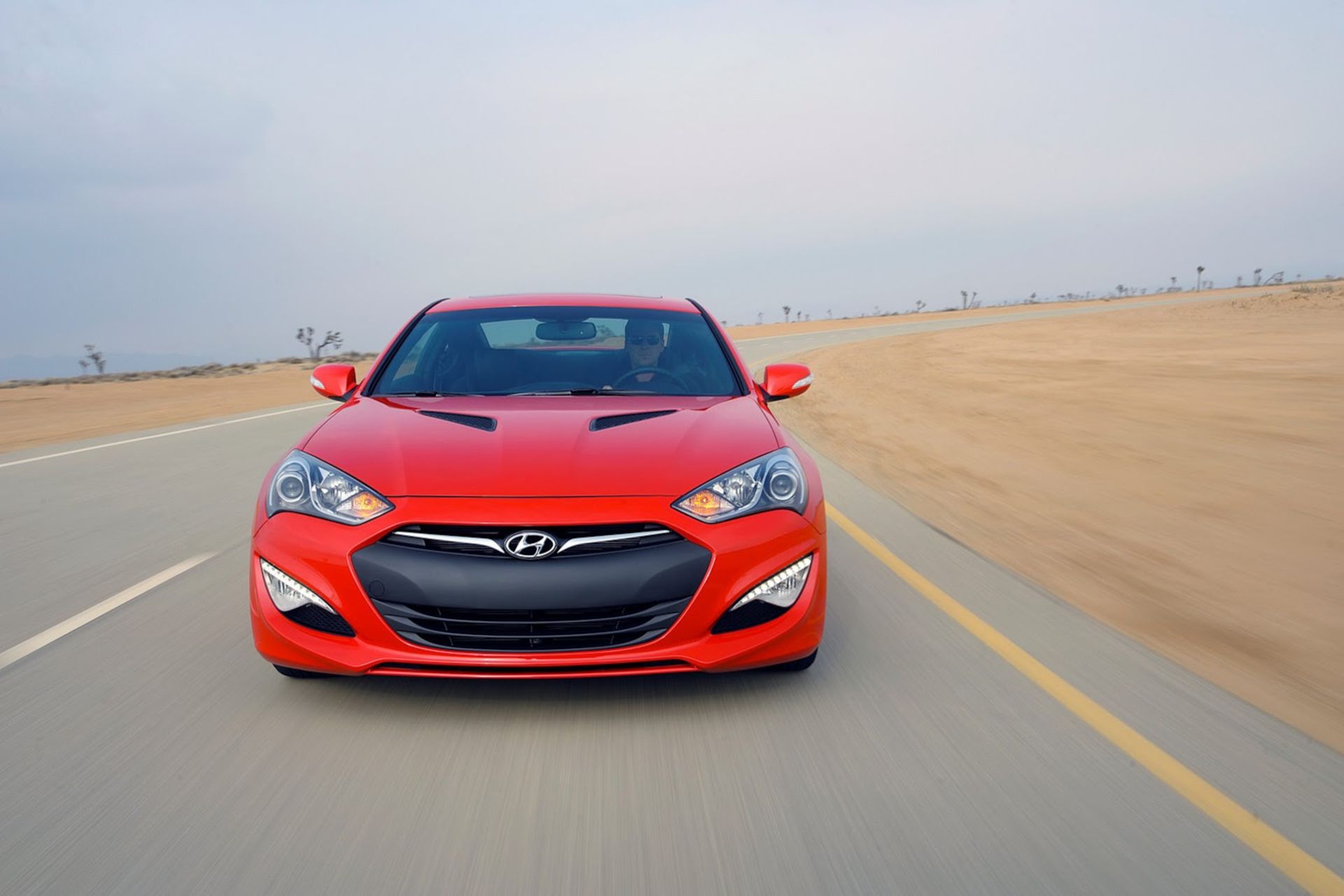 2014-Hyundai-Genesis-Coupe-25